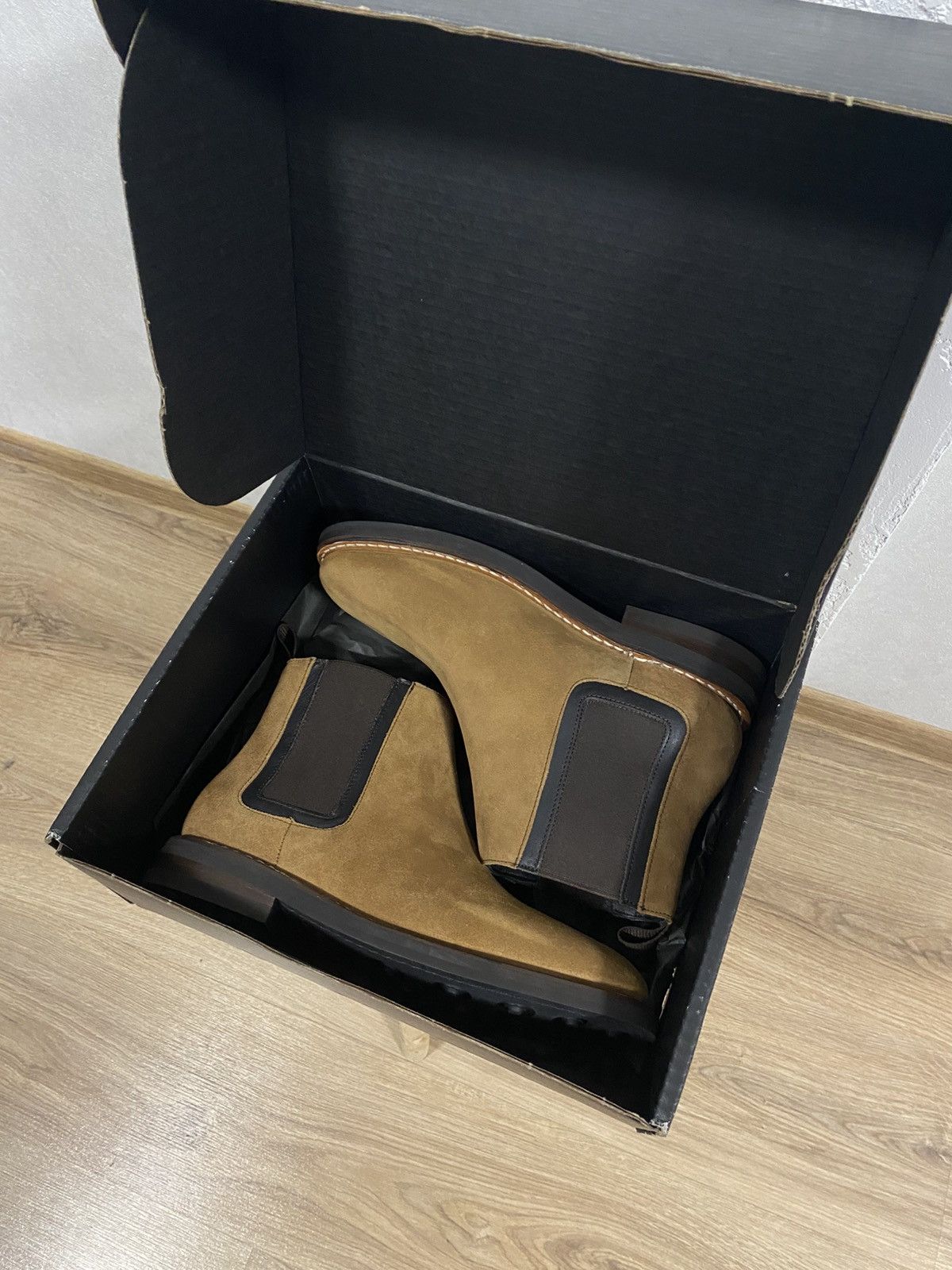 Thursday Boot Company Thursday Boot Company Honey Suede Duke Wide Boots Size:8US Size US 9 / EU 42 - 1 Thumbnail