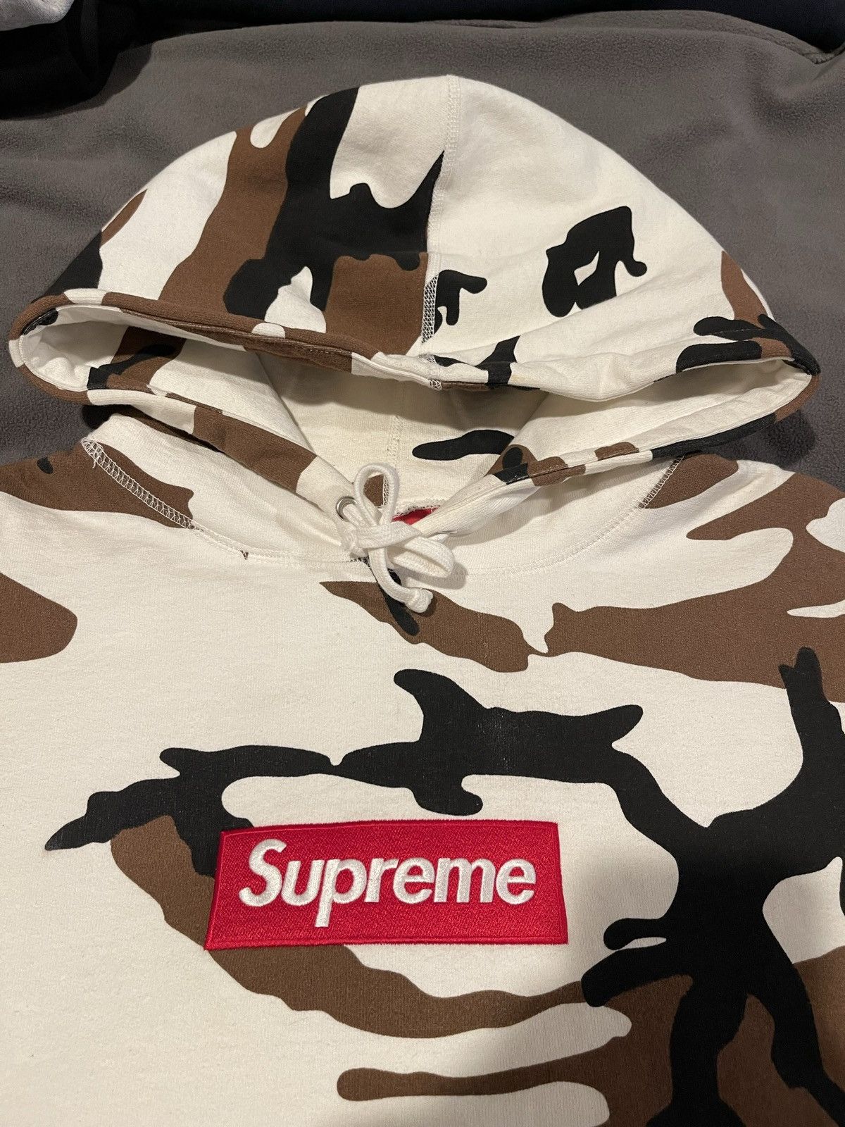 Supreme Supreme Cow Camo Box logo hoodie 2017 Size US XL / EU 56 / 4 - 8 Thumbnail