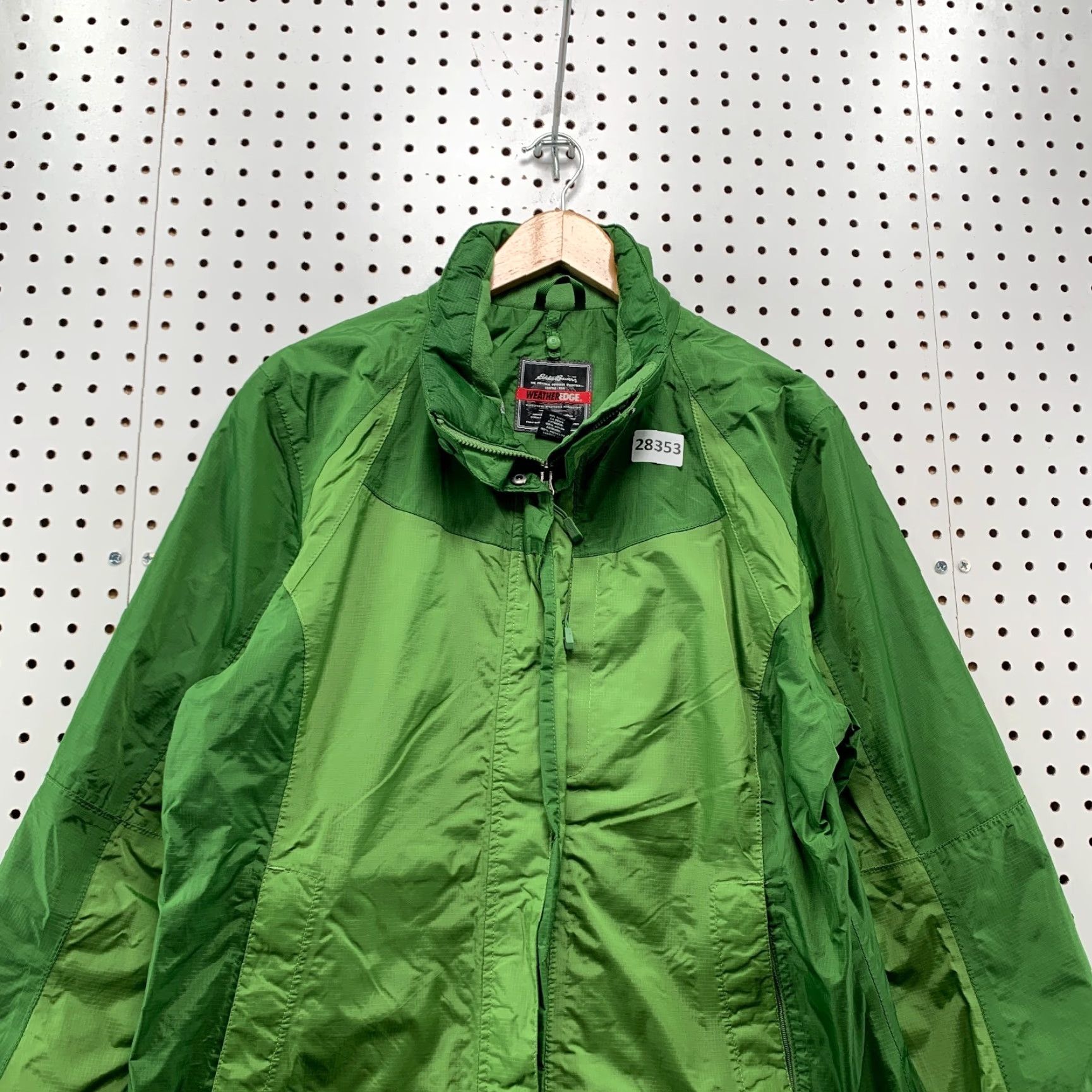Eddie Bauer Eddie Bauer Weather Edge Windbreaker Jacket Women L Green 100% Nylon Windbreaker Weather Edge Eddie Bauer Women L Green Jacket Size L / US 10 / IT 46 - 2 Thumbnail
