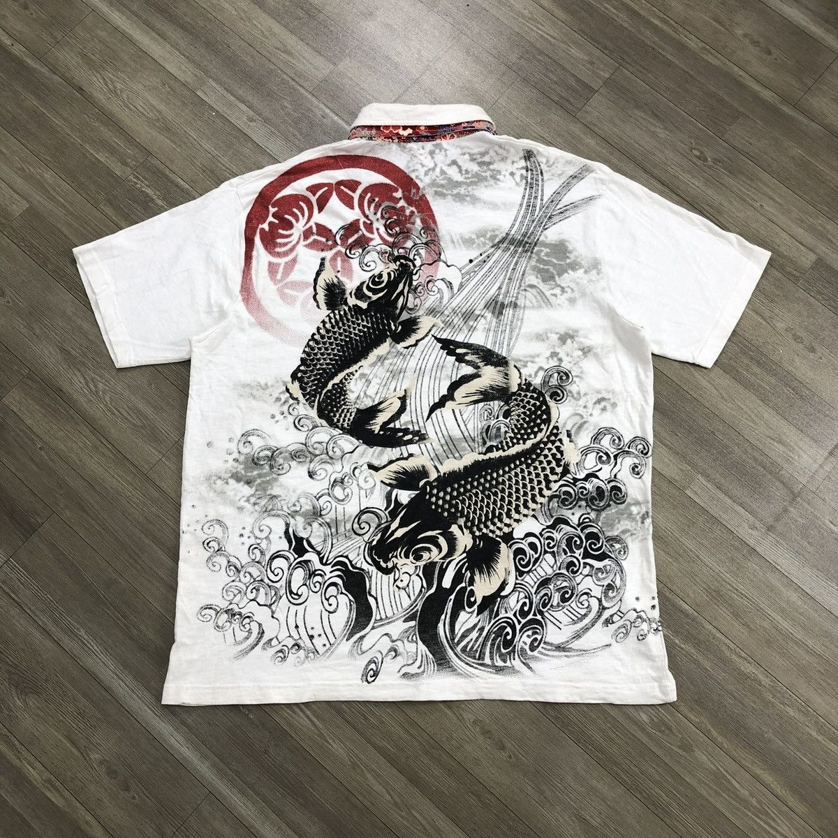 Karakuri Tamashii Vintage Karakuri Tamashii Koi Japanese Polo Shirt Ed Hardy Size US L / EU 52-54 / 3 - 1 Thumbnail