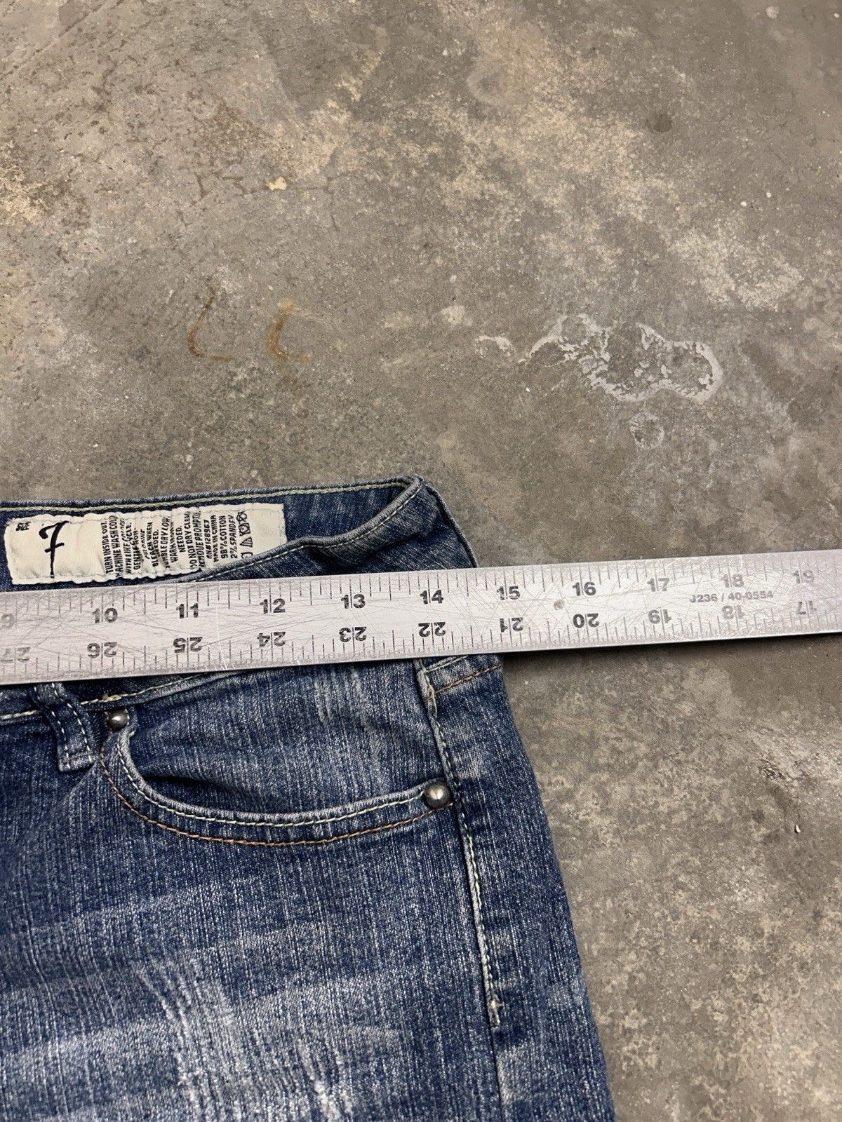 Other Vintage 00’s Indigo Rein Denim Shorts Junior Size 28in Size 28" / US 6 / IT 42 - 7 Thumbnail
