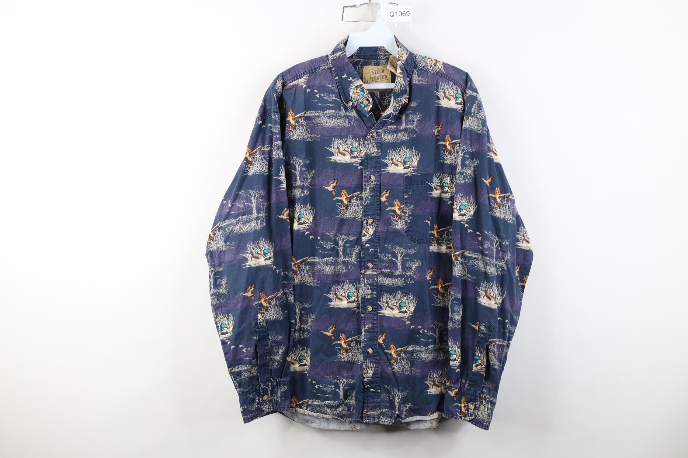 Vintage Vintage 90s Y2K Streetwear All Over Print Button Down Shirt Size US L / EU 52-54 / 3 - 1 Thumbnail