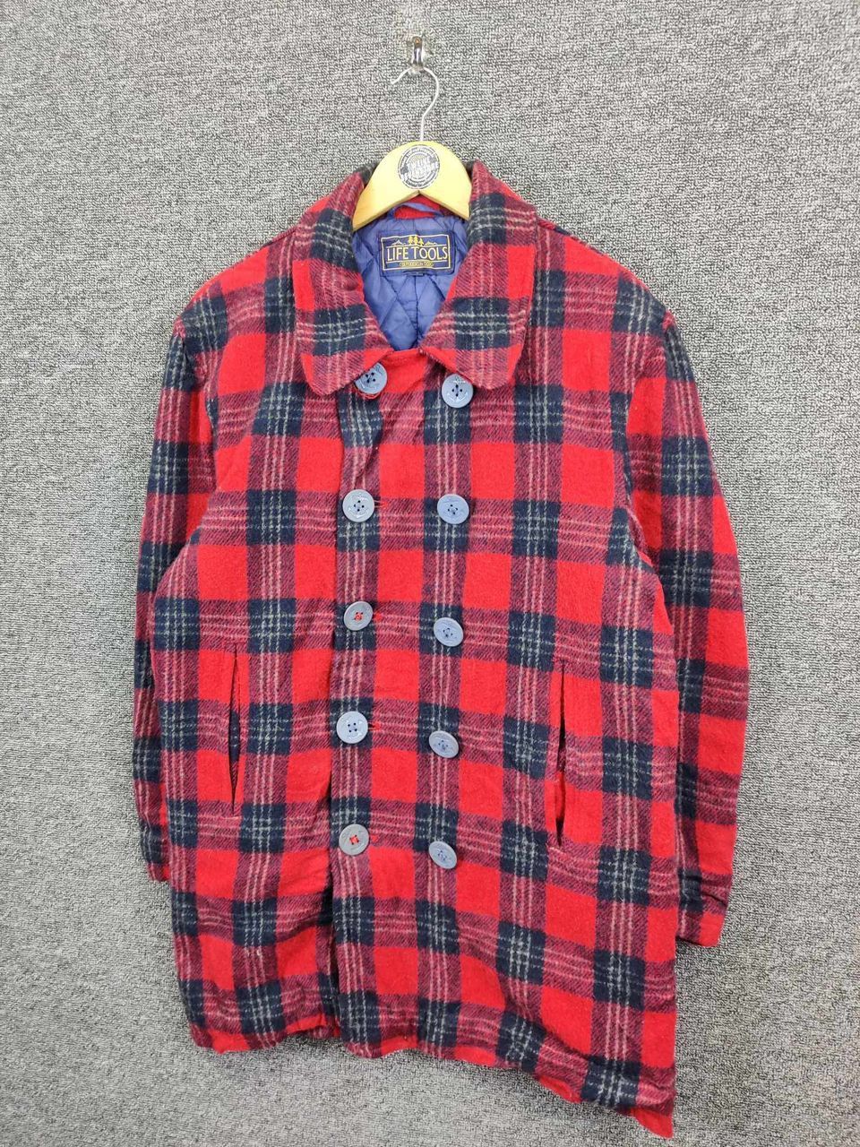 Japanese Brand Vintage Life Tools Plaid Wool Double Breasted Button Coat Size US L / EU 52-54 / 3 - 2 Thumbnail