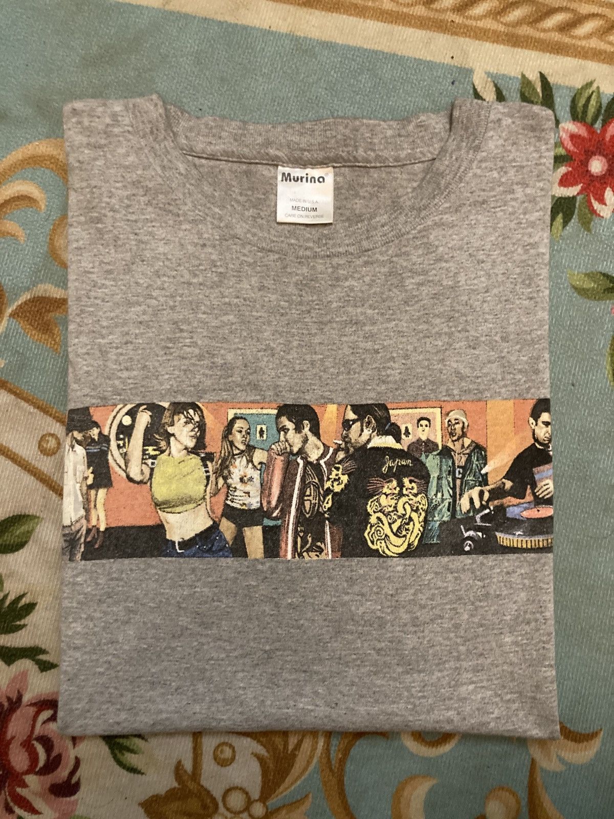 Vintage Vintage 90s Urban Streetwear Graphic Tshirt Size US M / EU 48-50 / 2 - 8 Thumbnail