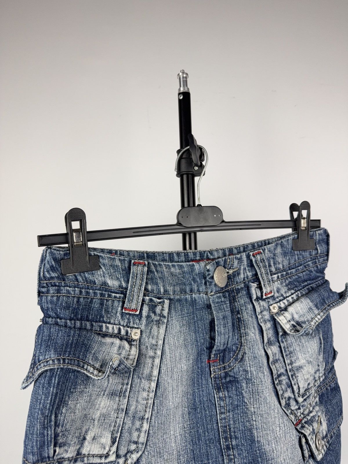 Japanese Brand 00s Y2K 5PM Distressed Cargo Denim Mini Skirt Grunge Style Size 26" / US 2 / IT 38 - 4 Thumbnail