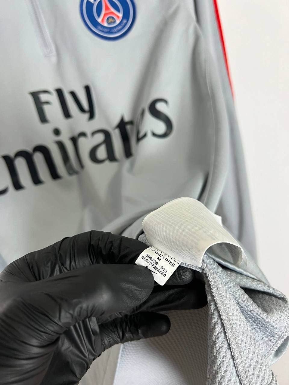 Nike Blokecore Nike PSG PARIS SAINT GERMAIN SWEATSHIRT jersey Size US M / EU 48-50 / 2 - 12 Thumbnail