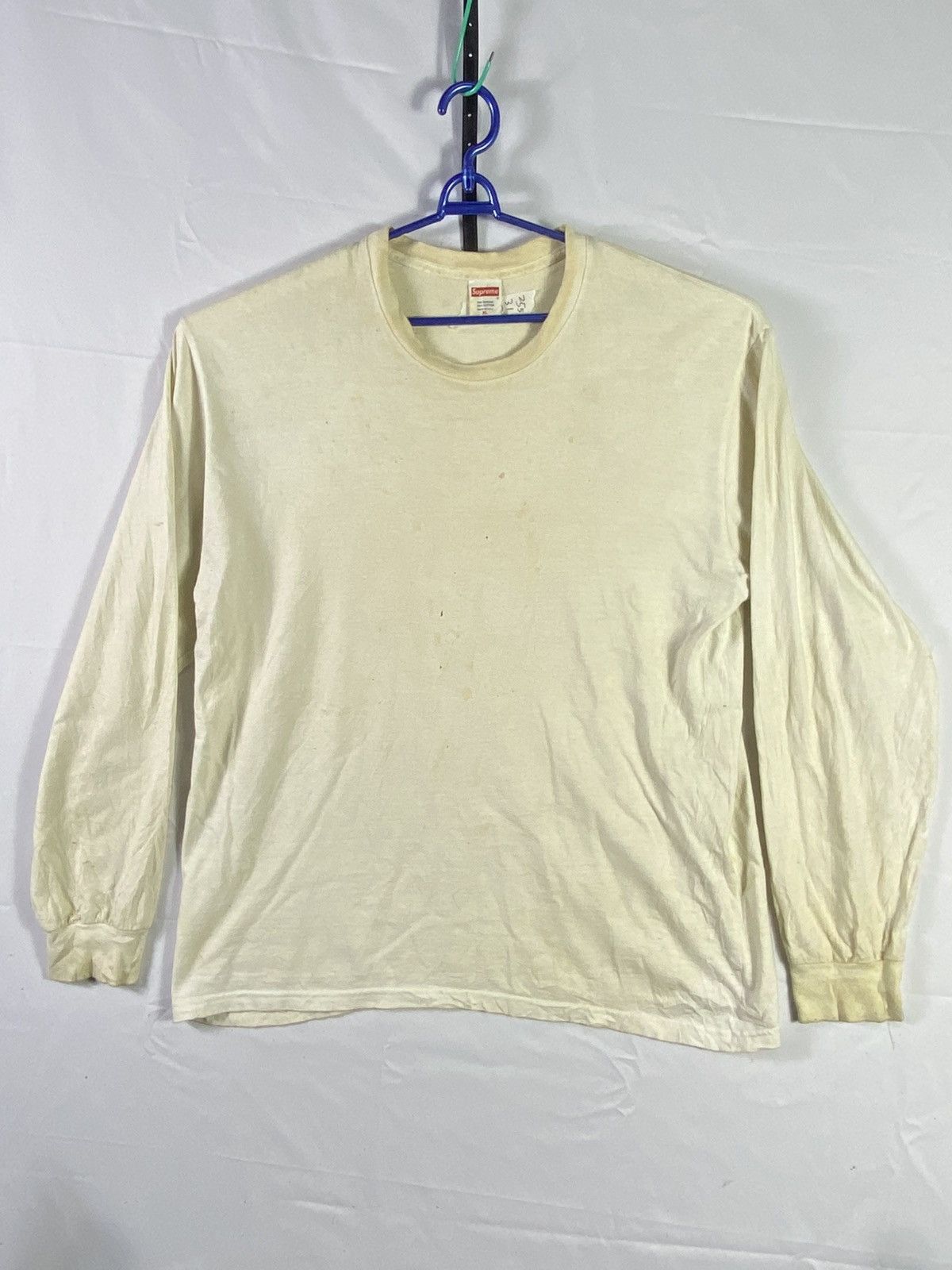 Supreme long sleeve plain distressed style size XL