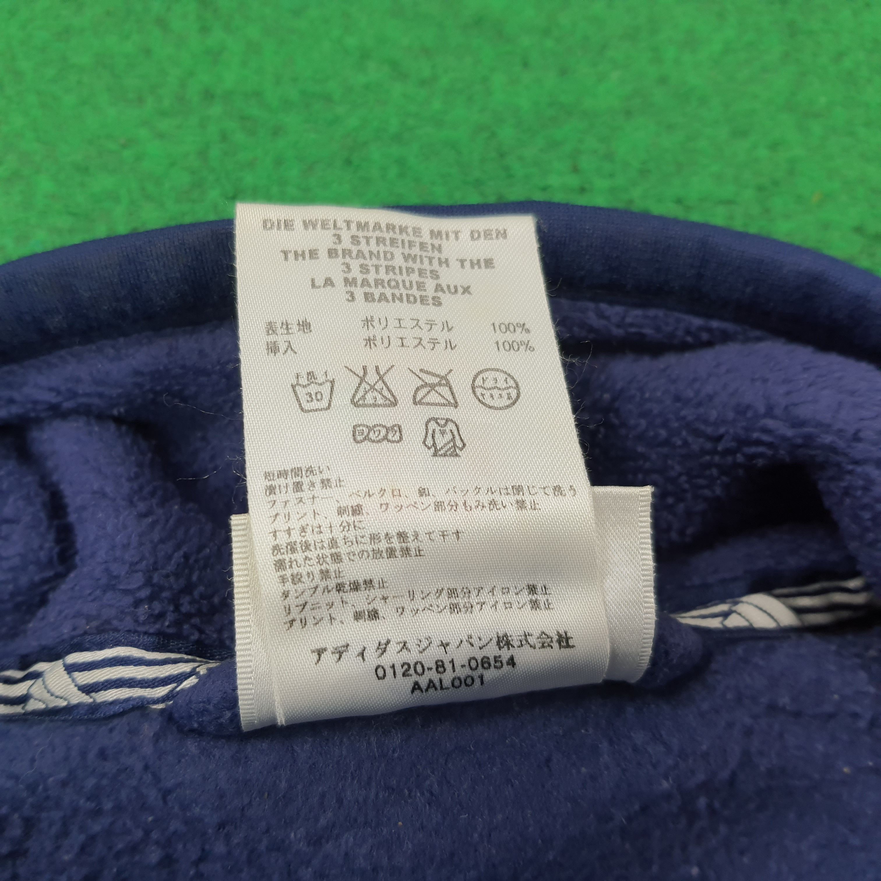 Adidas Vintage Adidas Track Jacket Fleece Full Zip Custom Y's Logo Size US L / EU 52-54 / 3 - 8 Thumbnail