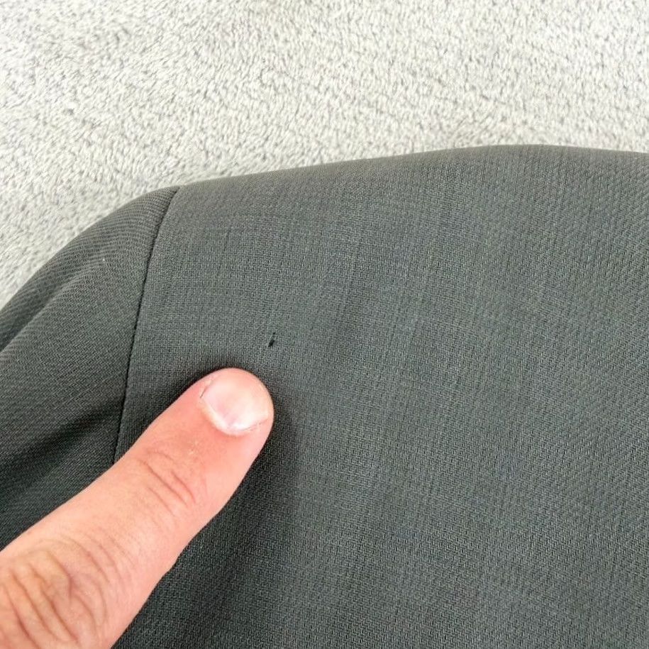 Giorgio Armani VINTAGE GIORGIO ARMANI Blazer Sport Coat 80s Wool 42R Olive Made in Italy Men Size 42R - 7 Thumbnail