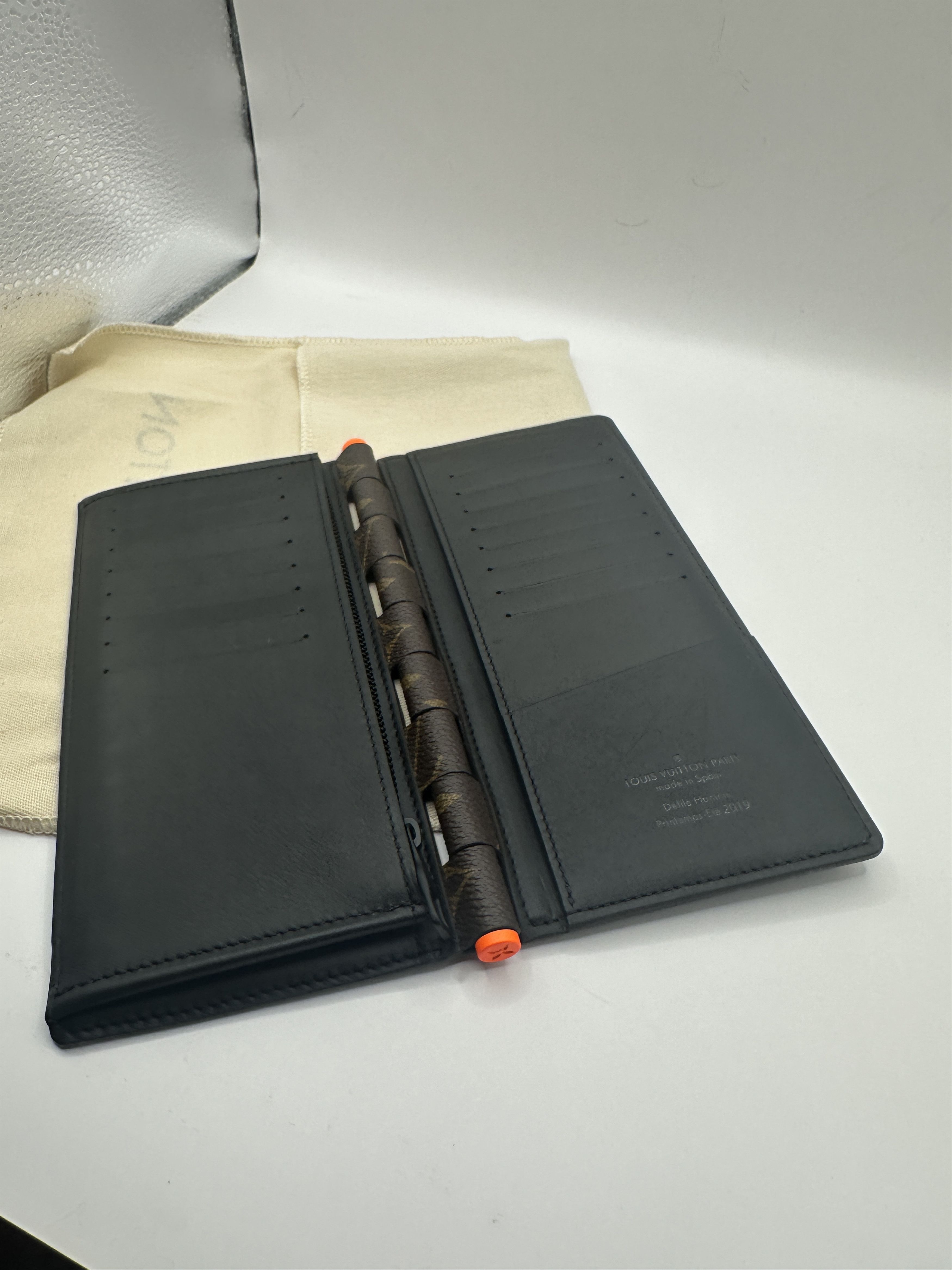 Louis Vuitton VIRGIL Louis Vuitton Brazza Wallet Hinge Monogram Size ONE SIZE - 7 Thumbnail