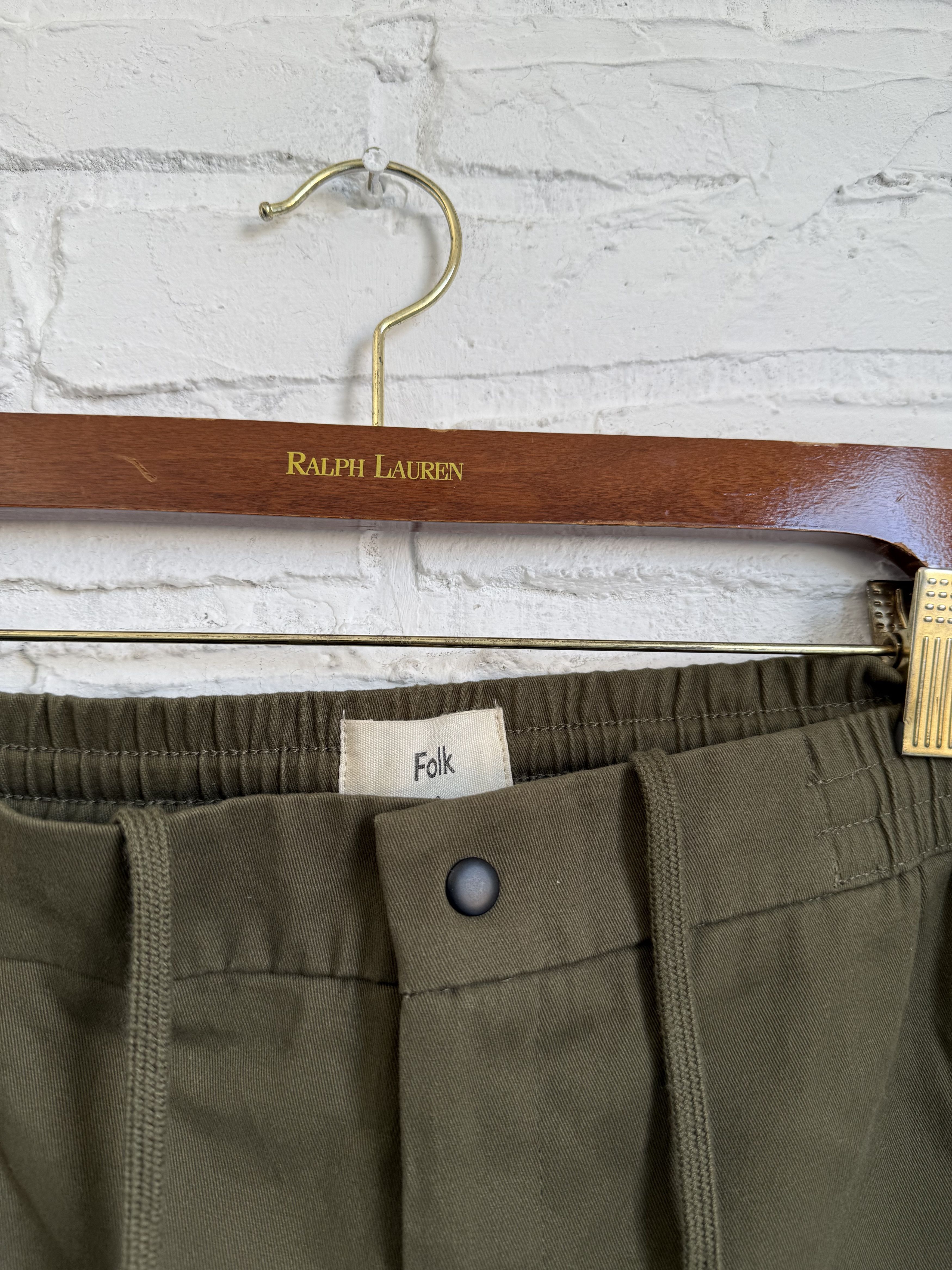 Folk Folk olive shorts Size US 32 / EU 48 - 4 Thumbnail