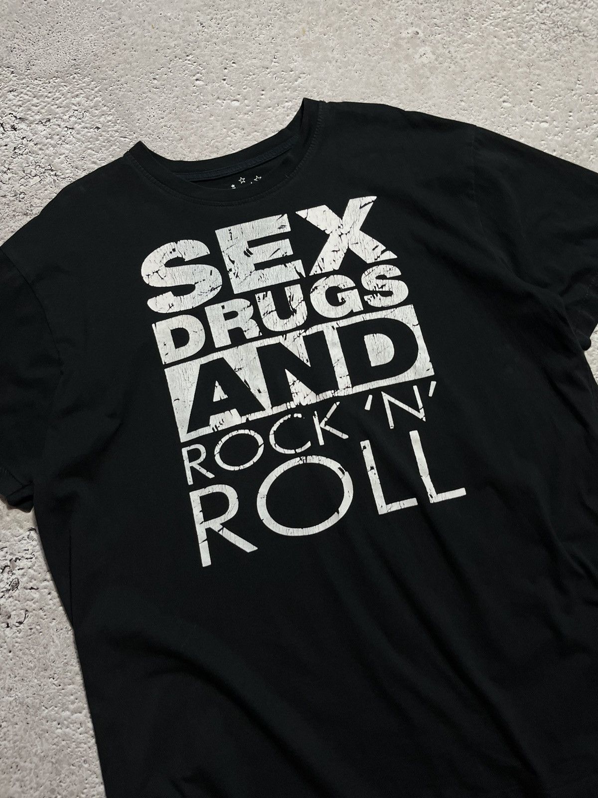 Vintage Vintage Sex Drugs Rock n Roll Y2K Humor Adult T shirt tee Size US XXL / EU 58 / 5 - 3 Thumbnail