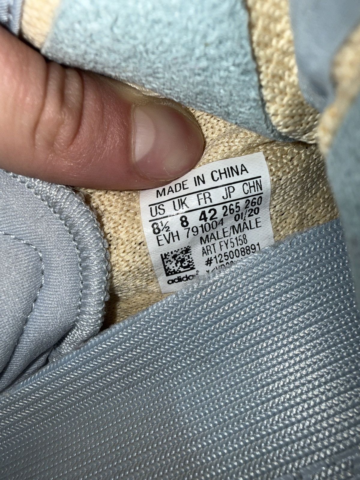 Yeezy Adidas Yeezy Boost 350 V2 Size US 8.5 / IT 38.5 - 5 Thumbnail