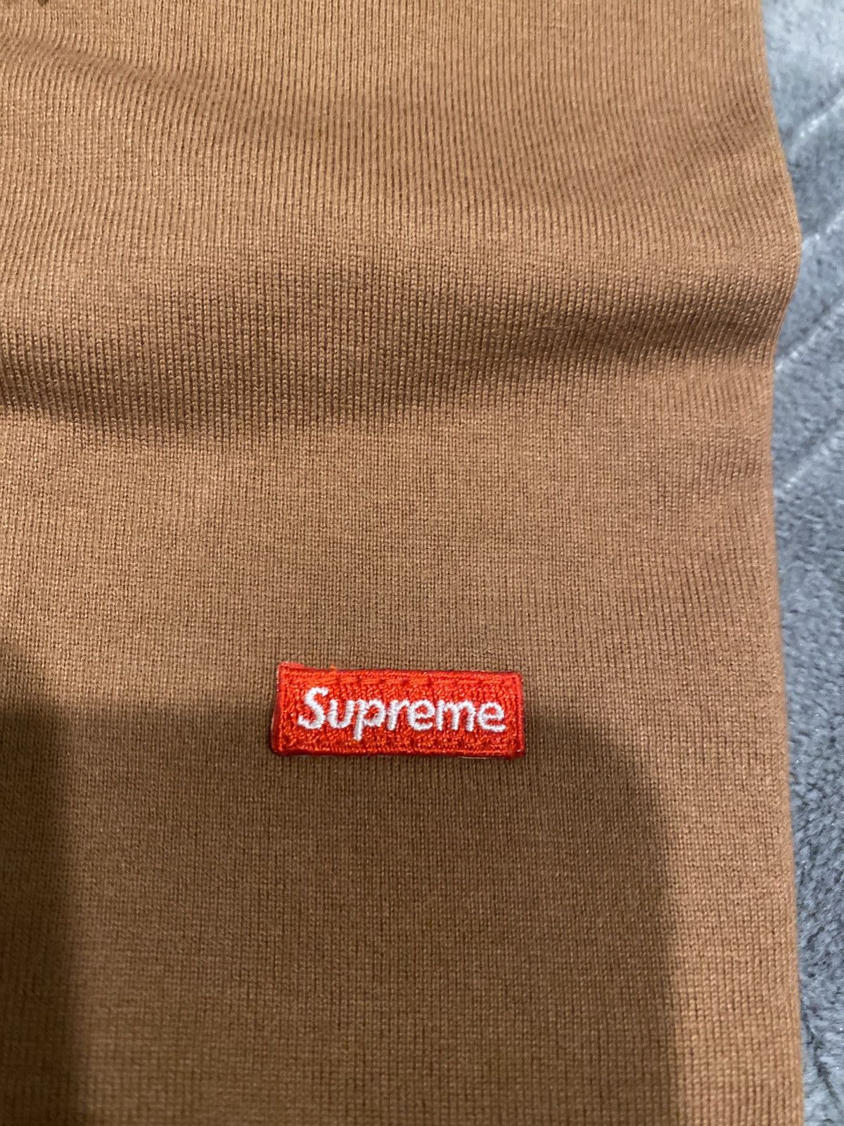 Supreme Supreme small box L/S tee Size US S / EU 44-46 / 1 - 3 Thumbnail