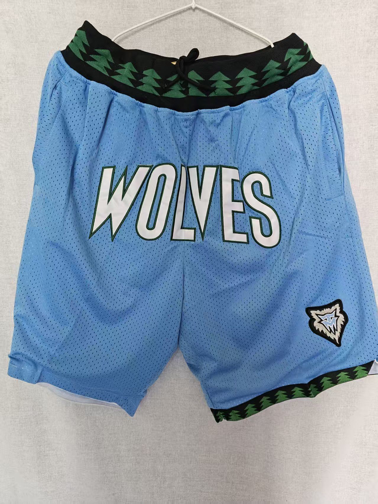 Vintage Timberwolves Pocket Short Small Size