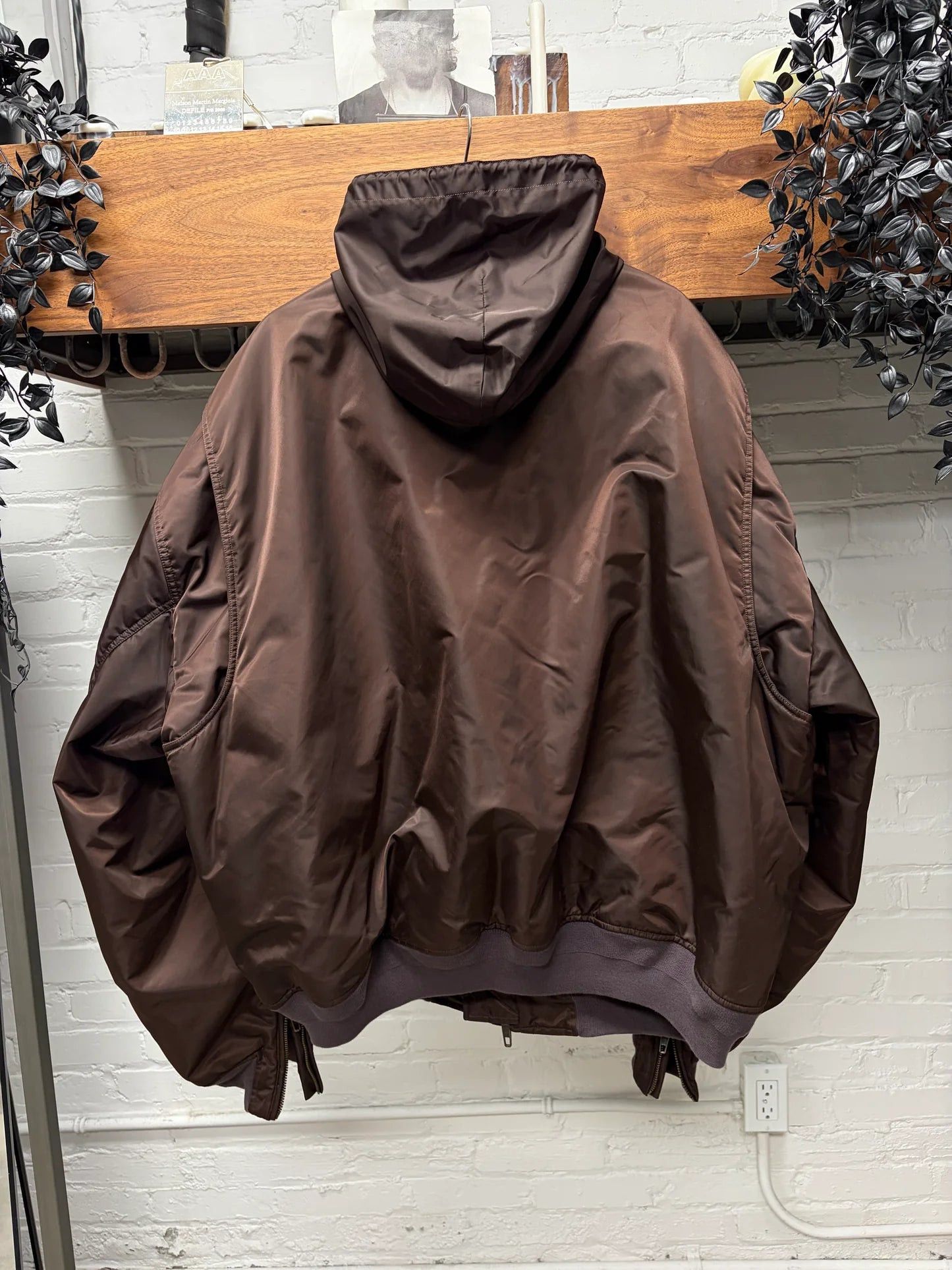 Balenciaga SS2022 Balenciaga ‘3B Sport Icon’ Brown Hooded Bomber Jacket Size US M / EU 48-50 / 2 - 4 Thumbnail