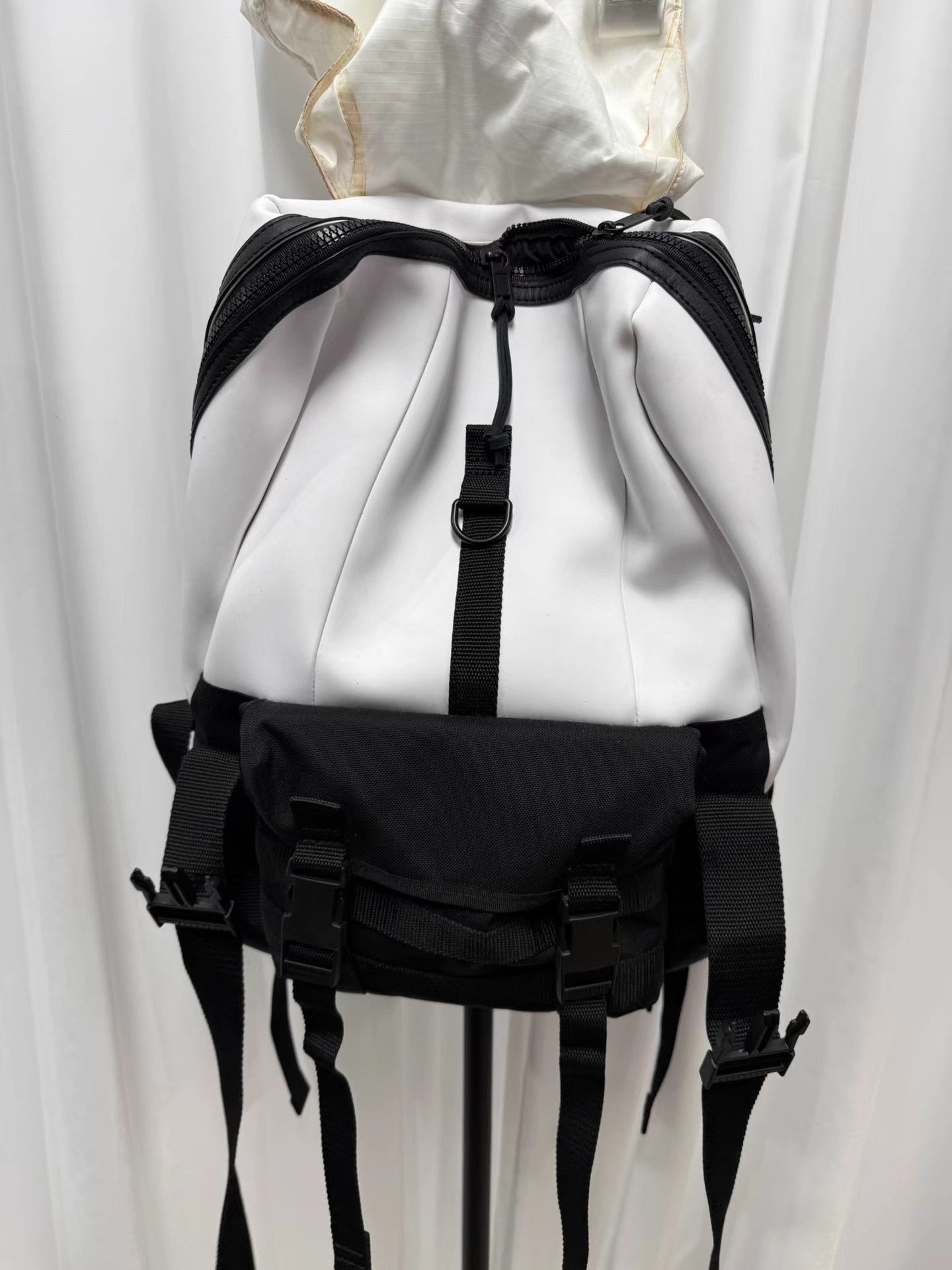 Maison Margiela Maison Margiela Color-Block Strap Backpack K20 Size ONE SIZE - 5 Thumbnail