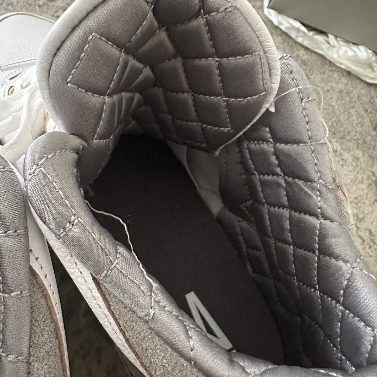 A Ma Maniere × Nike A Ma Maniere x Jordan 3 Retro Size US 10 / EU 43 - 11 Thumbnail
