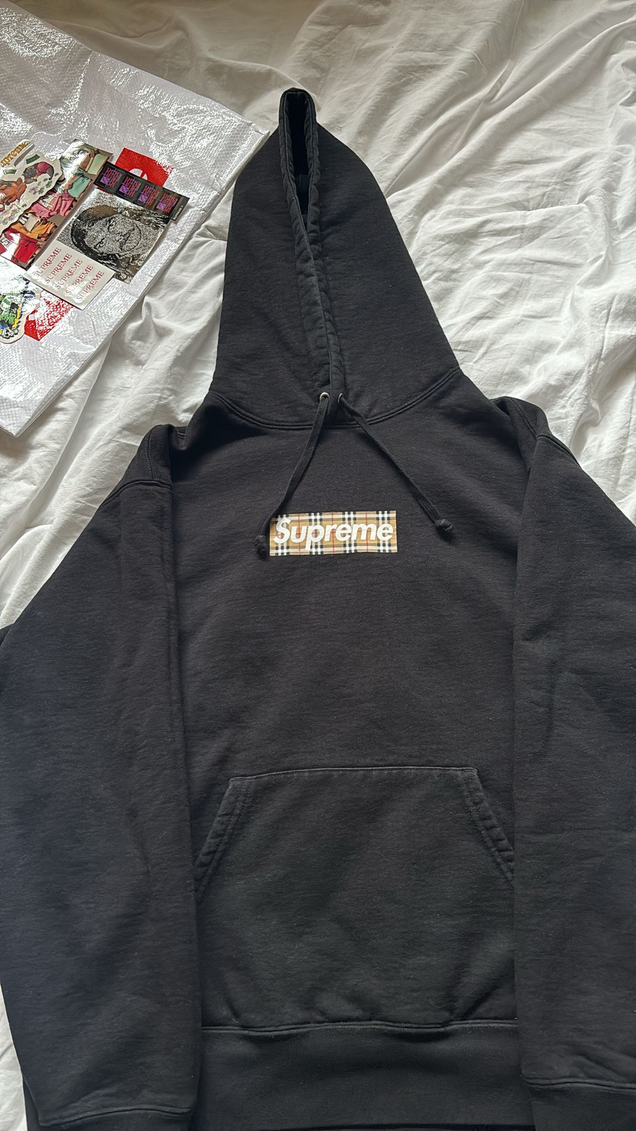 Burberry × Supreme Supreme x Burberry Box Logo Hooded Sweatshirt 'Black' Size US M / EU 48-50 / 2 - 3 Thumbnail
