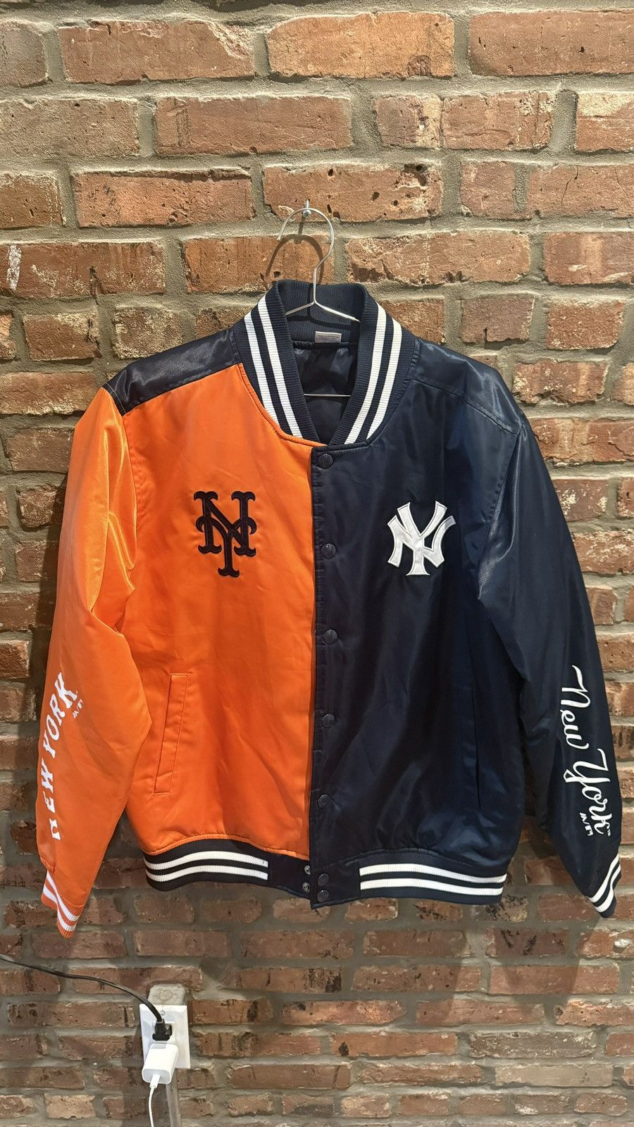 Majestic Majestic New York Yankees / Mets Jacket Size XL -Like new Size US XL / EU 56 / 4 - 1 Thumbnail