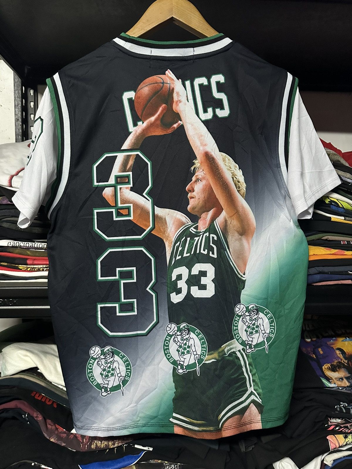 NBA × Rap Tees Rare Nba Larry Bird Big Face By Alexander Egger Jersey Tee Size US L / EU 52-54 / 3 - 3 Thumbnail