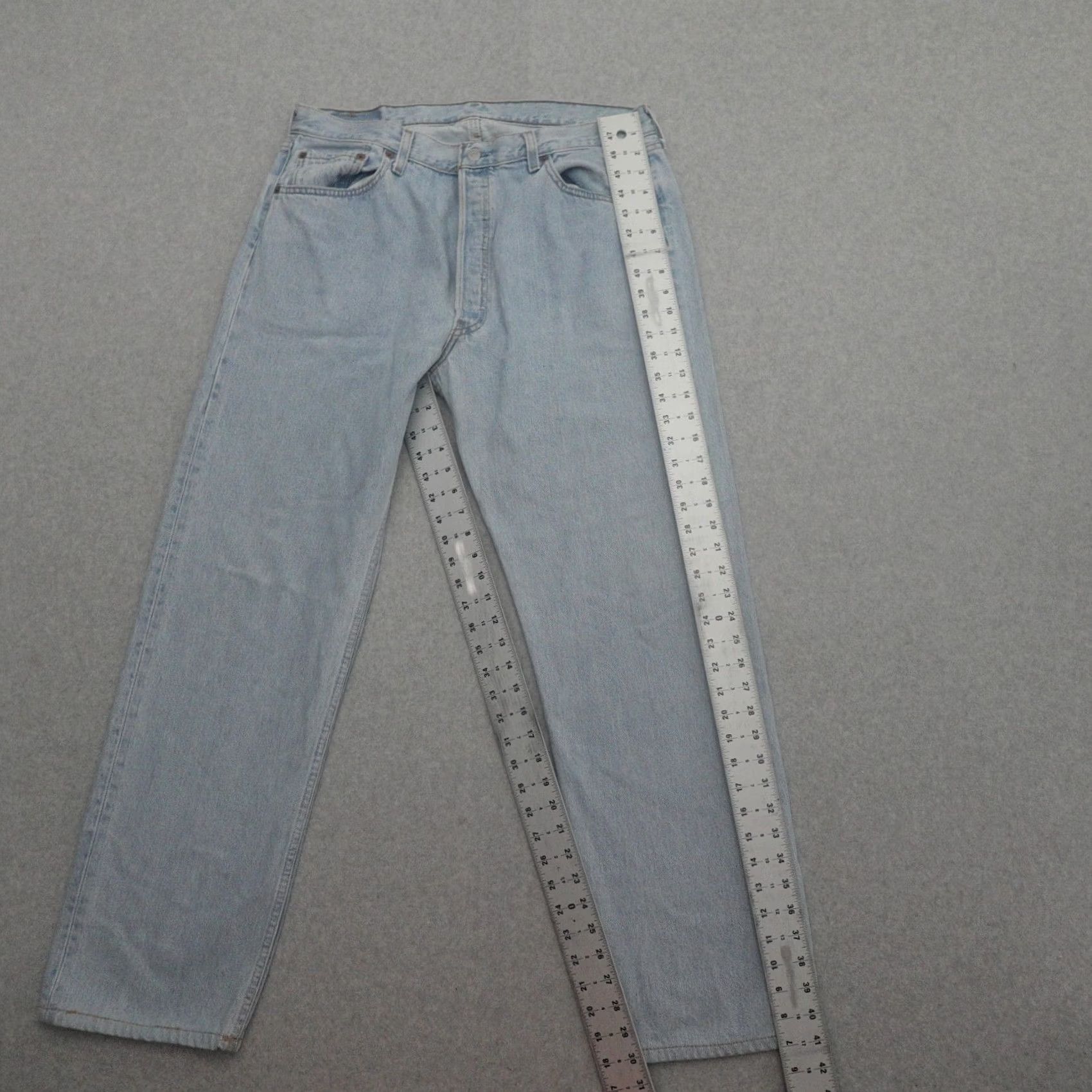 Levi's Vintage Levis 501 Jeans Mens 38 (38X30) Light Blue Denim Button Fly Straight Size US 38 / EU 54 - 3 Thumbnail