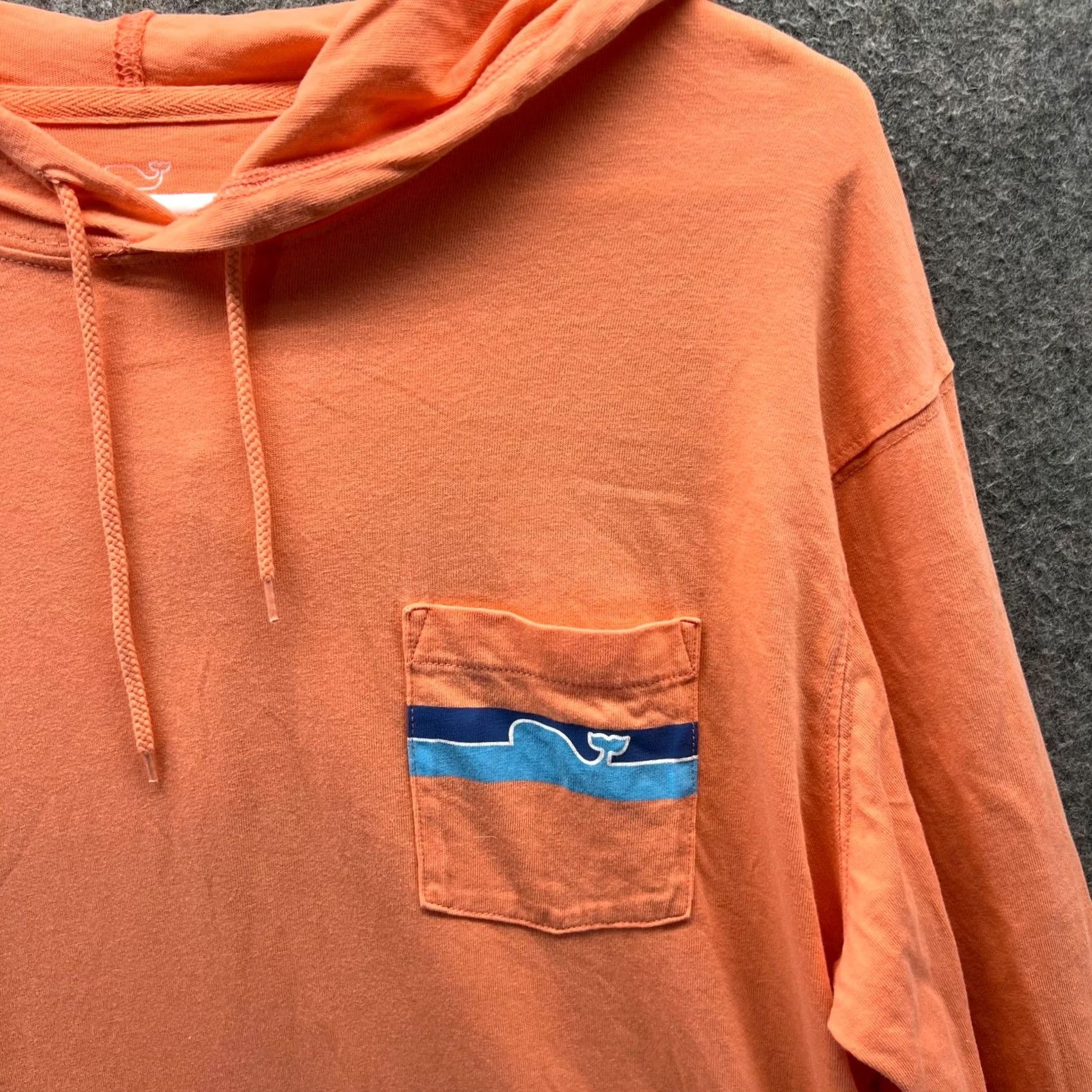 Vineyard Vines VINEYARD VINES Shirt Mens S Orange Hooded Pocket Whale Graphic Long Sleeve Size US S / EU 44-46 / 1 - 7 Thumbnail