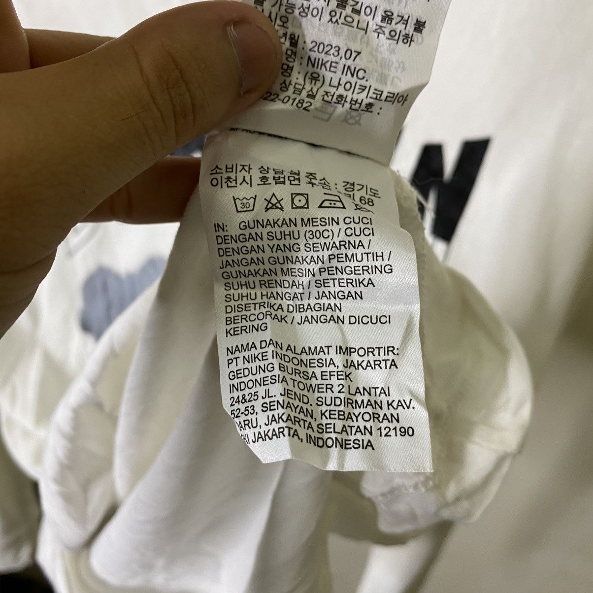 Nike Y2K Nike Air Jordan LS T Shirt Size US M / EU 48-50 / 2 - 8 Thumbnail