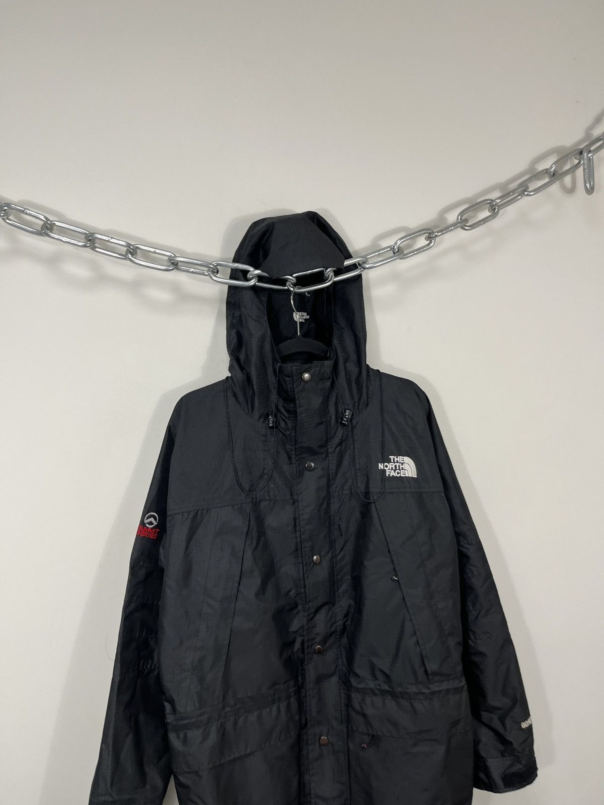 The North Face Vintage The North Face Summit Series Gore-Tex Hooded Jacket Size US S / EU 44-46 / 1 - 4 Thumbnail