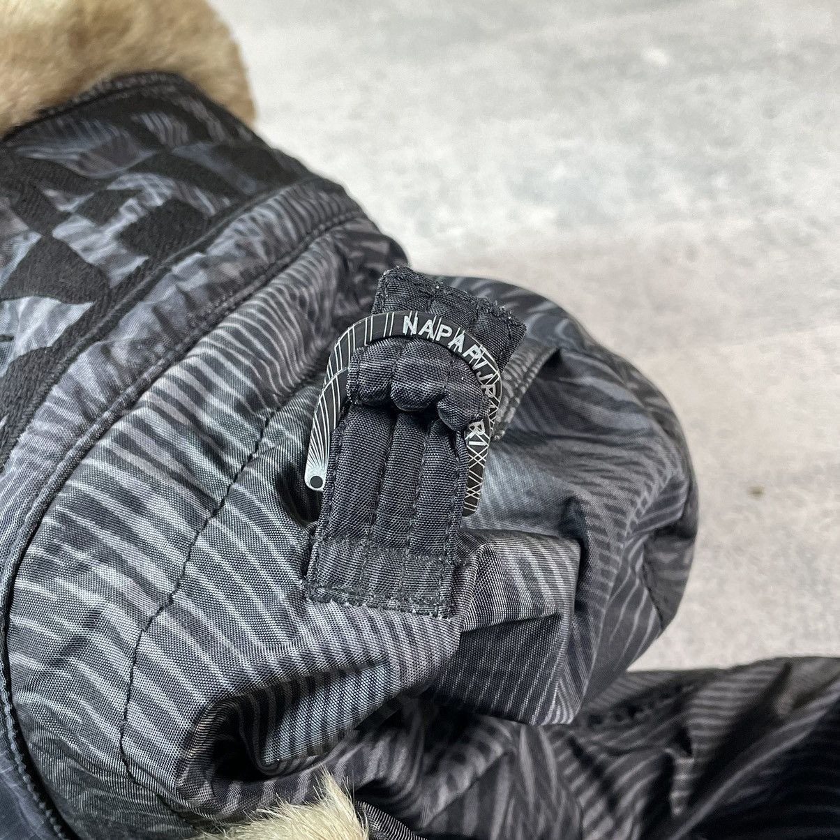 If Six Was Nine × Japanese Brand × Napapijri Avant Garde Opium Y2K Faux Fur Jacket Rick Owens Carti Style Size S / US 4 / IT 40 - 20 Thumbnail