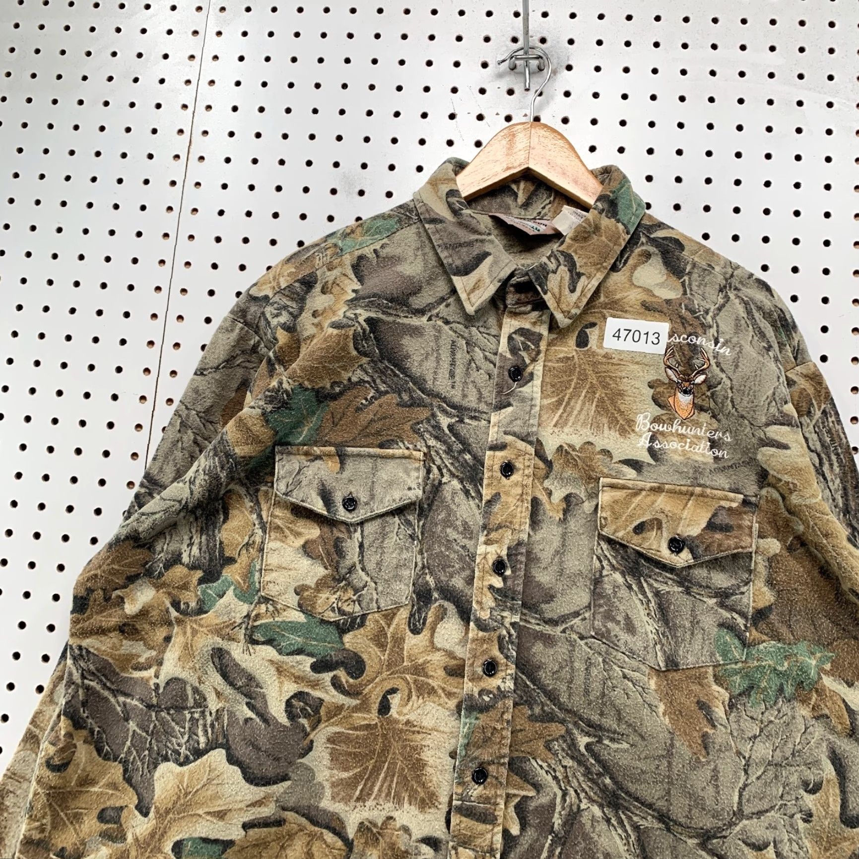Vintage VINTAGE Wisconsin Bowhunters Button Shirt Mens 2XL Camouflage Chamois Outdoor Size US XXL / EU 58 / 5 - 5 Thumbnail