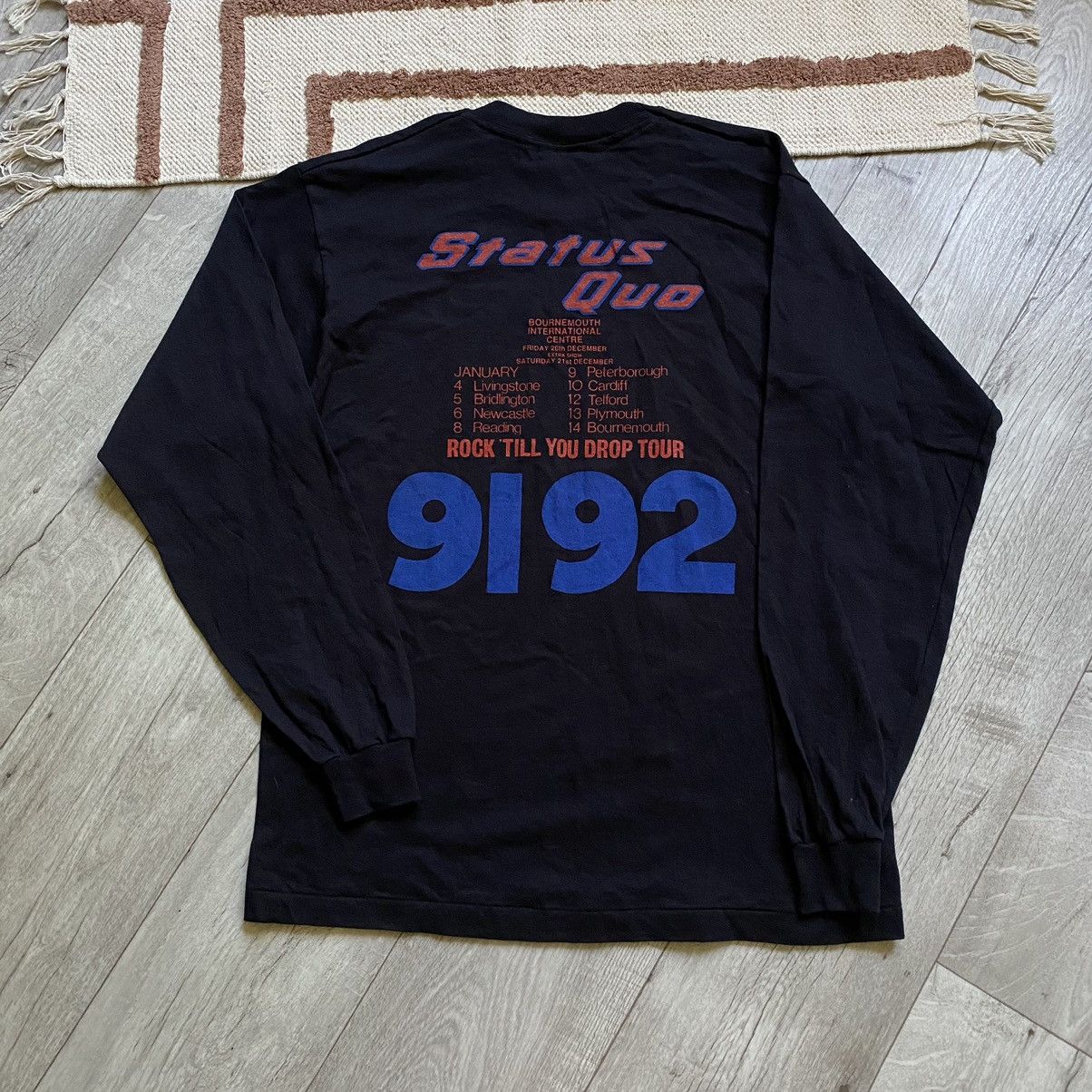 Band Tees VINTAGE STATUS QUO STILL ROCKIN TOUR 91-92 LONG SLEEVE Size US XL / EU 56 / 4 - 2 Thumbnail