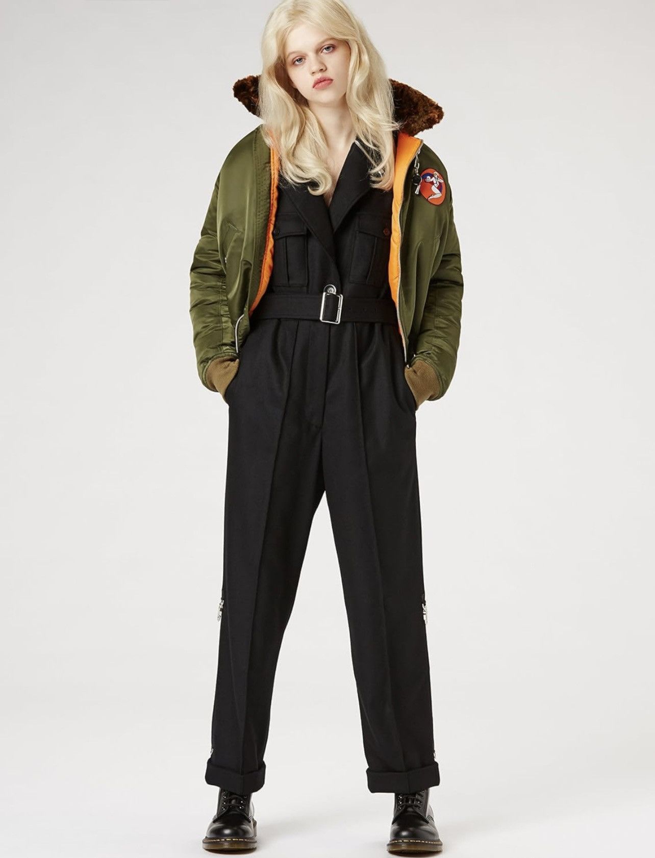 Japanese Brand AW 2017 Growing Pains Japan Lieutenant Bondage Jumpsuit Size US 31 - 11 Thumbnail