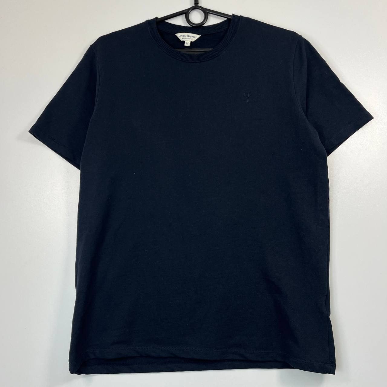 Douglas Hayward Douglas Hayward Mayfair London T Shirt Navy Cotton Mens Sz M Size US M / EU 48-50 / 2 - 1 Thumbnail