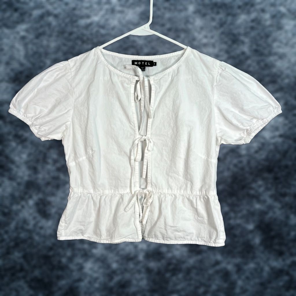 Vintage VINTAGE Motel Cotton Puff Sleeve Peplum Top Womens Medium White Size M / US 6-8 / IT 42-44 - 1 Thumbnail