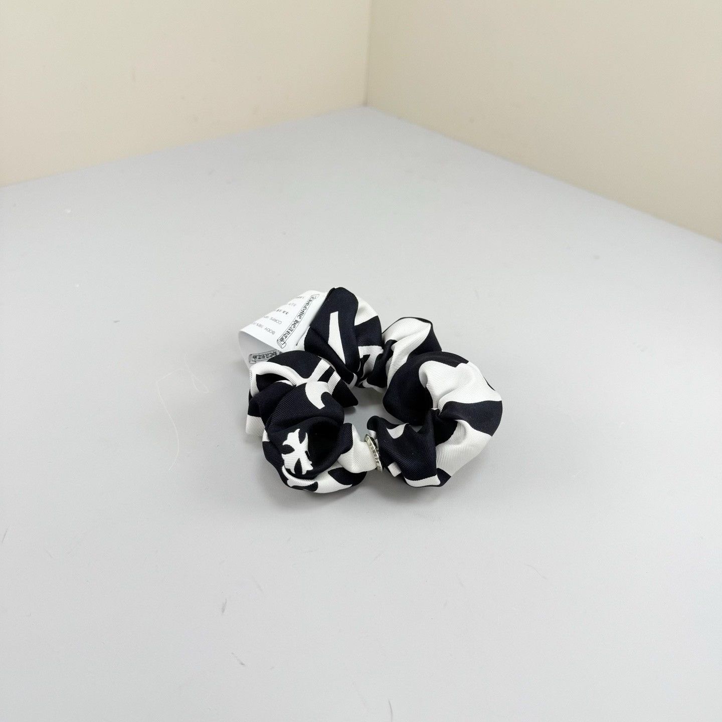 Chrome Hearts Chrome Hearts New Black White Print Scrunchie Size ONE SIZE - 1 Thumbnail