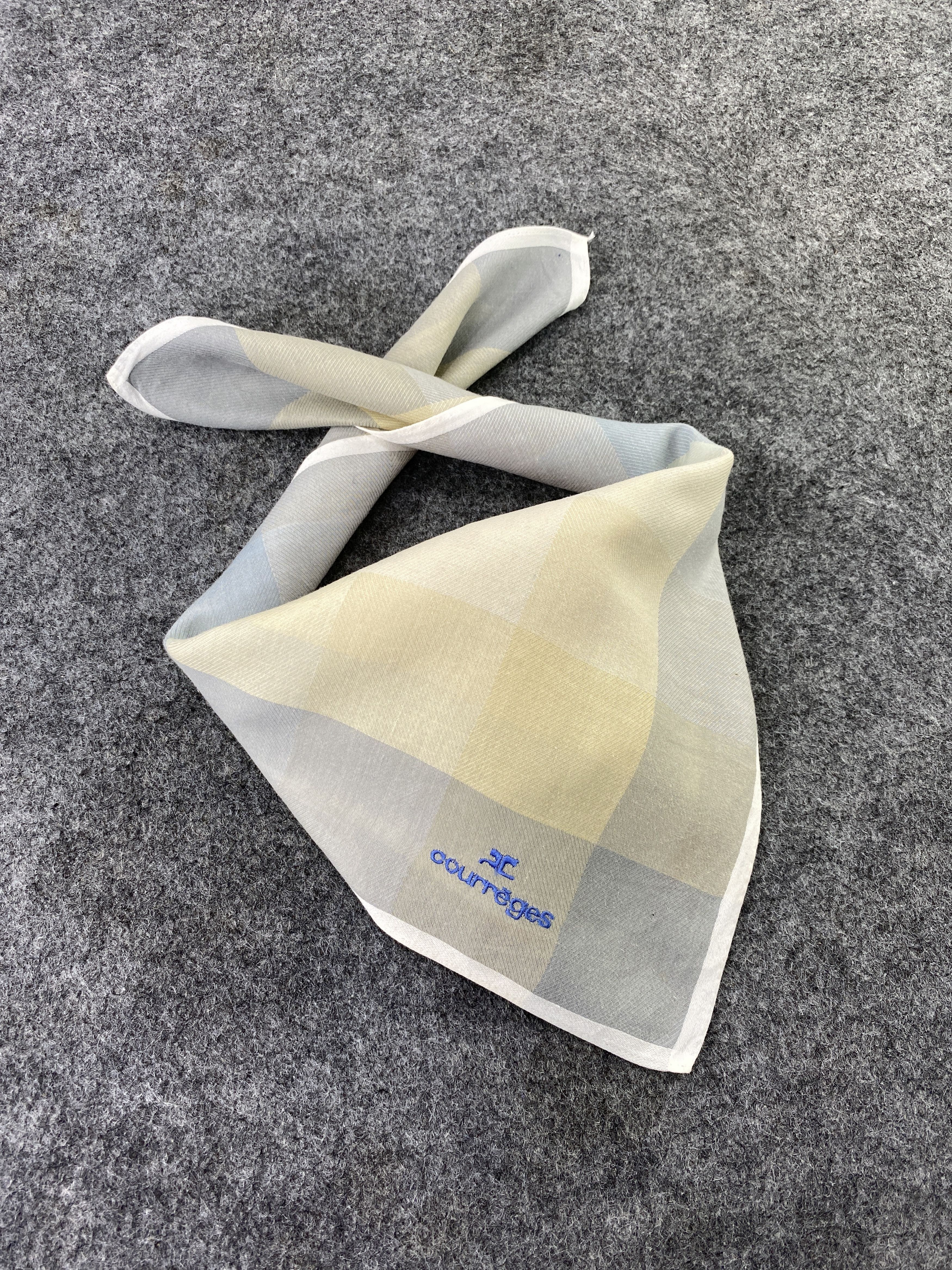 Courreges Courreges Handkerchief Neckerchief Bandana-B129 Size ONE SIZE - 1 Thumbnail