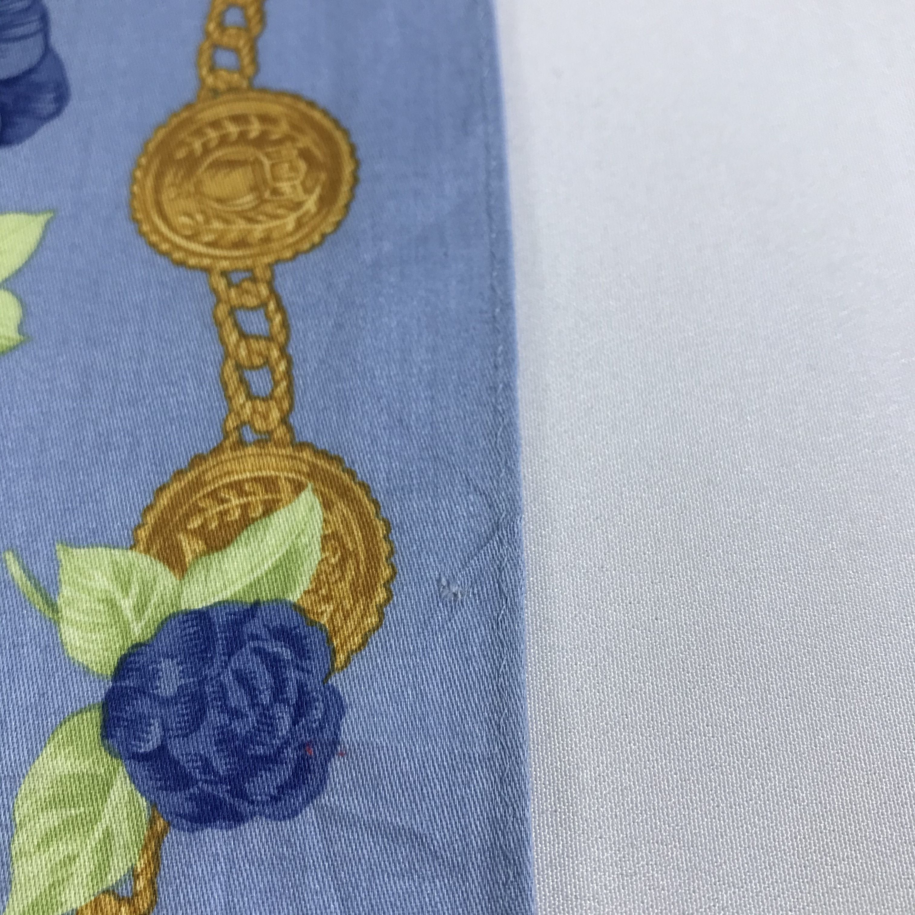 Burberry Burberrys Floral Handkerchief Neckerchief Bandana H761 Size ONE SIZE - 6 Thumbnail