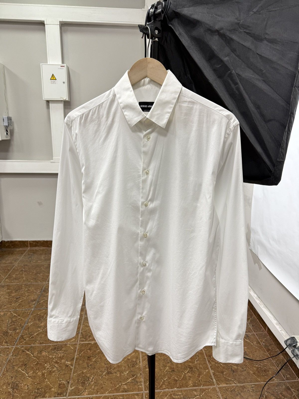 Giorgio Armani 🇮🇹 Giorgio Armani Luxury Button Up Shirt Made in Italy Rare Size US M / EU 48-50 / 2 - 1 Thumbnail