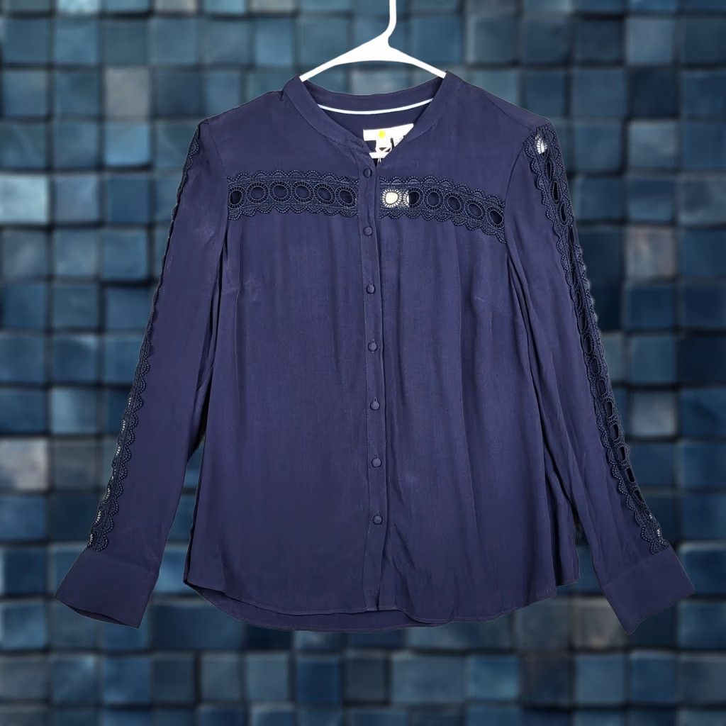 Boden Boden Navy blue Amara Lace Trim Button Up Blouse Womens Size 4P Size S / US 4 / IT 40 - 1 Thumbnail