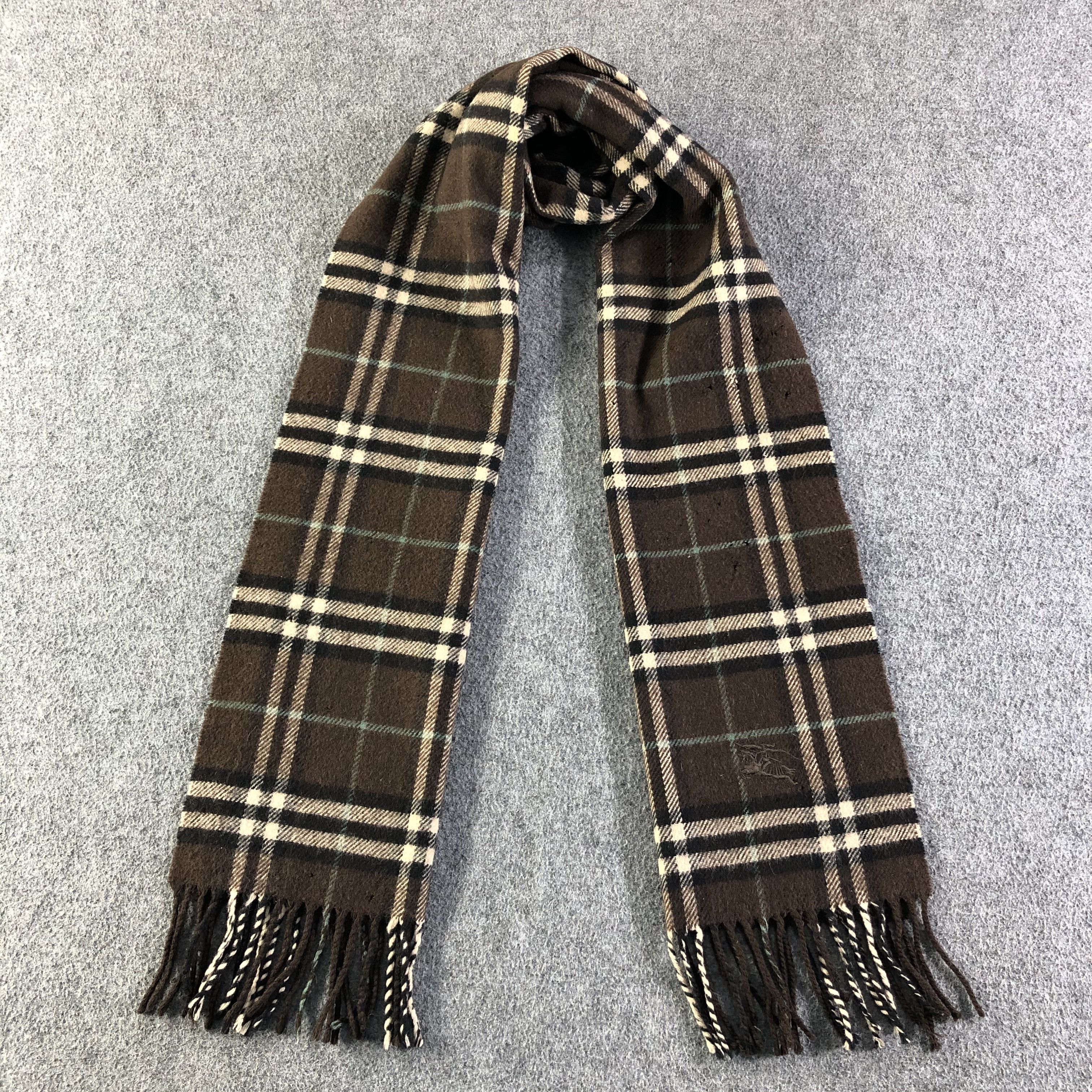 Burberry Burberry Scarf / Muffler / Neckwear Size ONE SIZE - 1 Thumbnail