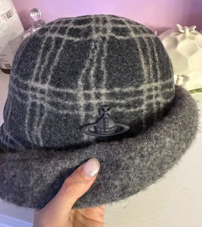Vivienne Westwood Vivienne Westwood Gray and Black Plaid Newsboy Cap Size ONE SIZE - 3 Thumbnail