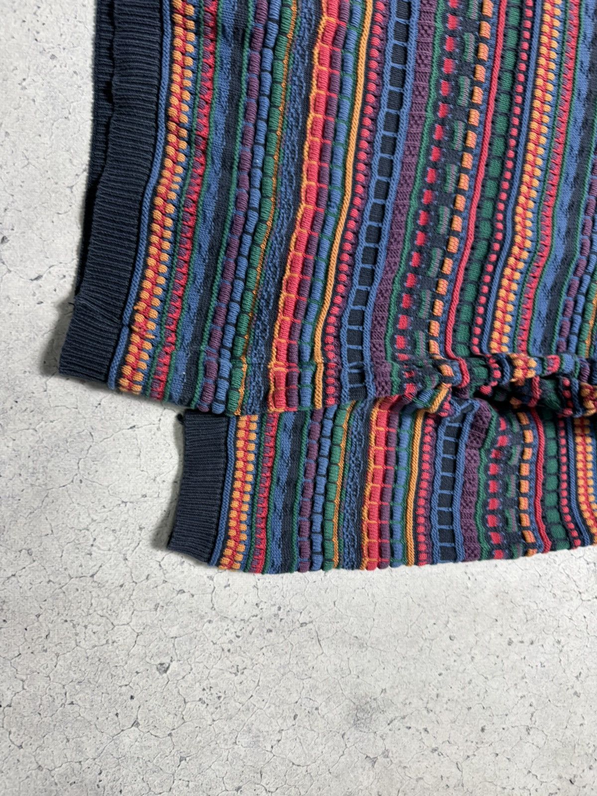Coogi Vintage Coogi Style 3D Knit Sweater Y2K Rare Size US L / EU 52-54 / 3 - 4 Thumbnail