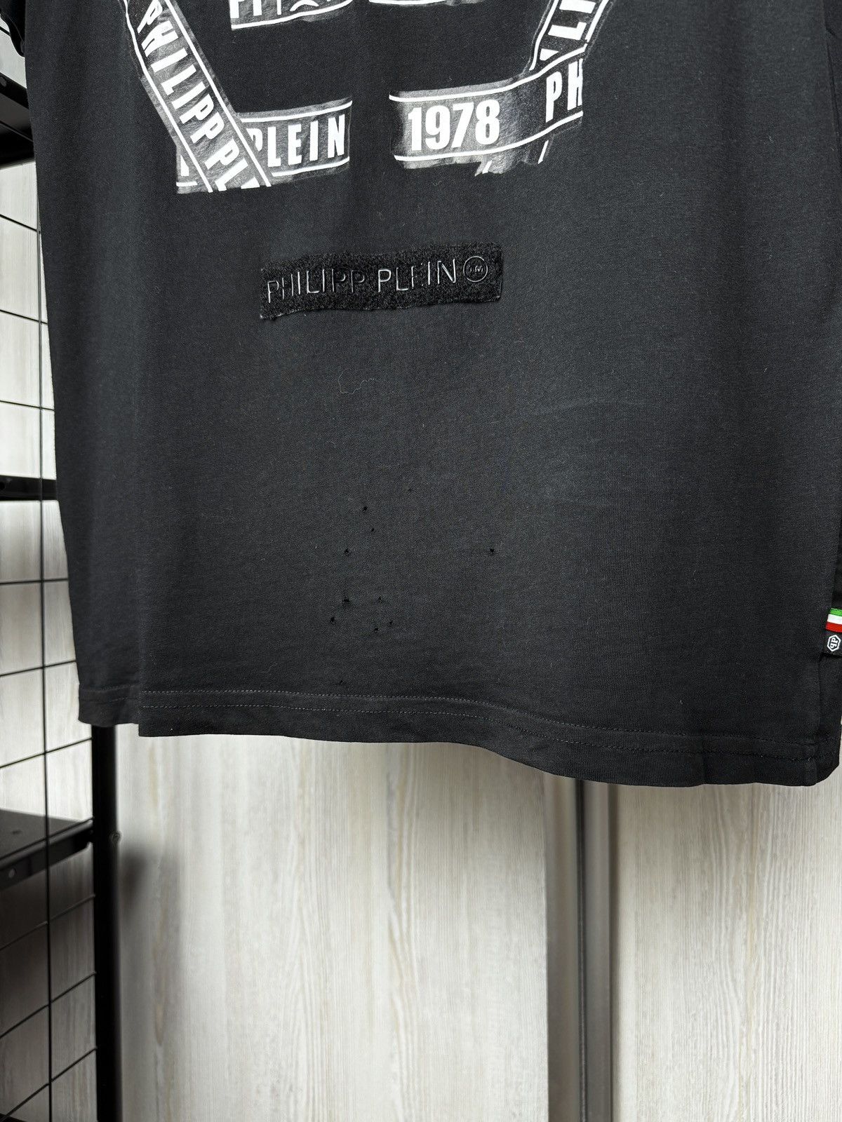 Philipp Plein Philipp Plein Platinum Cut Tape Logo Homme Black Tee Size US L / EU 52-54 / 3 - 5 Thumbnail