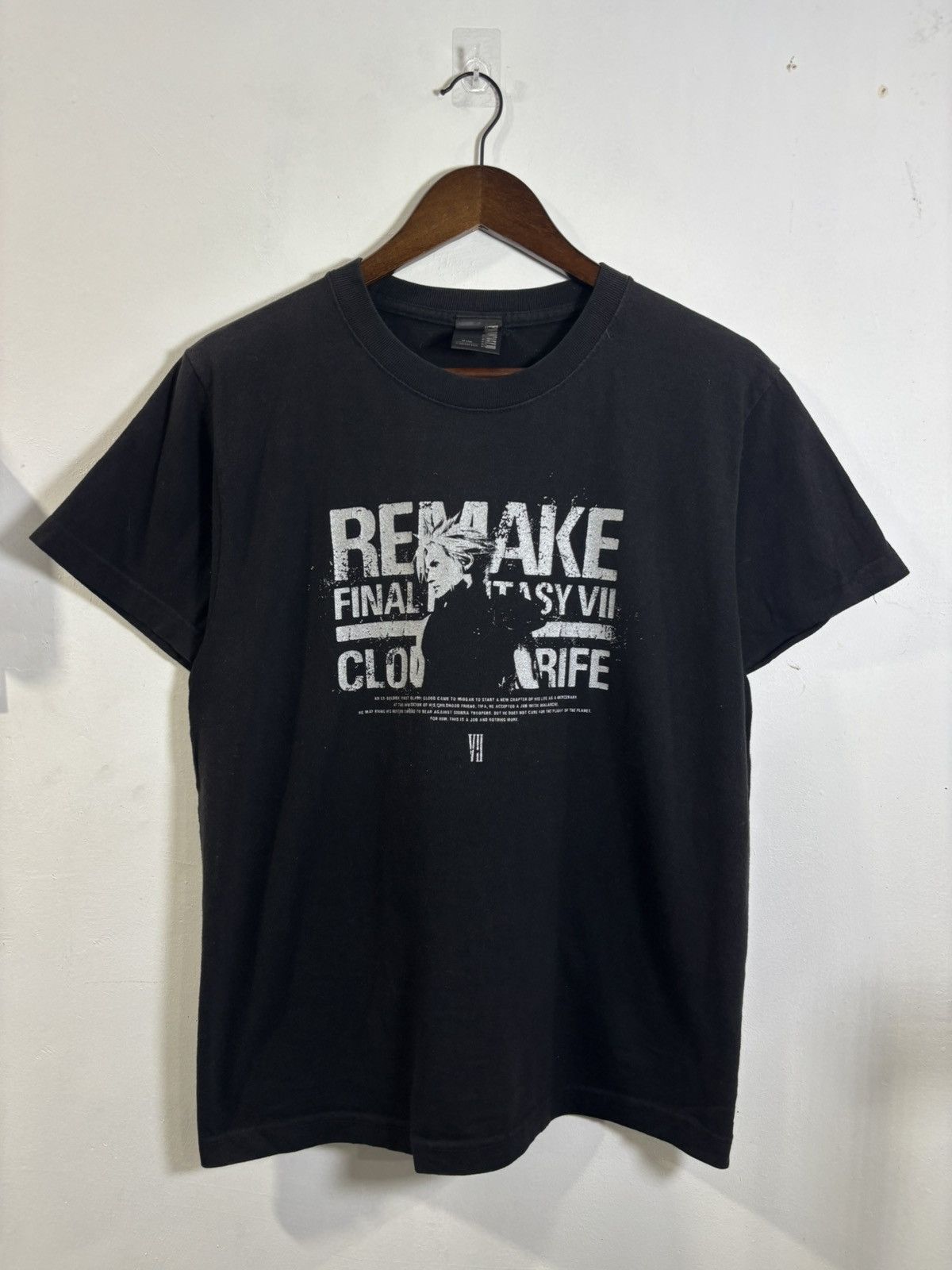 Anime Final Fantasy VII Remake Promo Tshirt Size US M / EU 48-50 / 2 - 1 Thumbnail