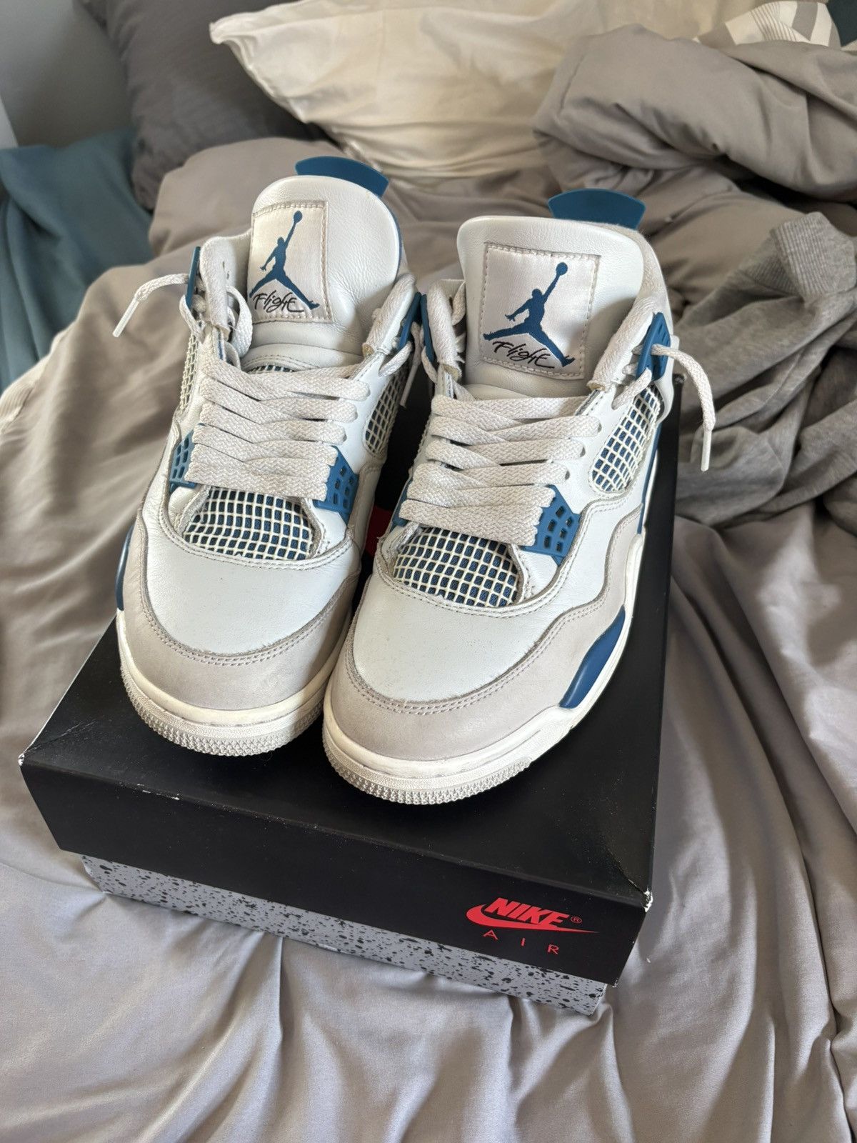 Jordan Brand Jordan Air Jordan 4 Military Blue 2024 Men’s Sneaker Size US 8 / EU 41 - 1 Thumbnail
