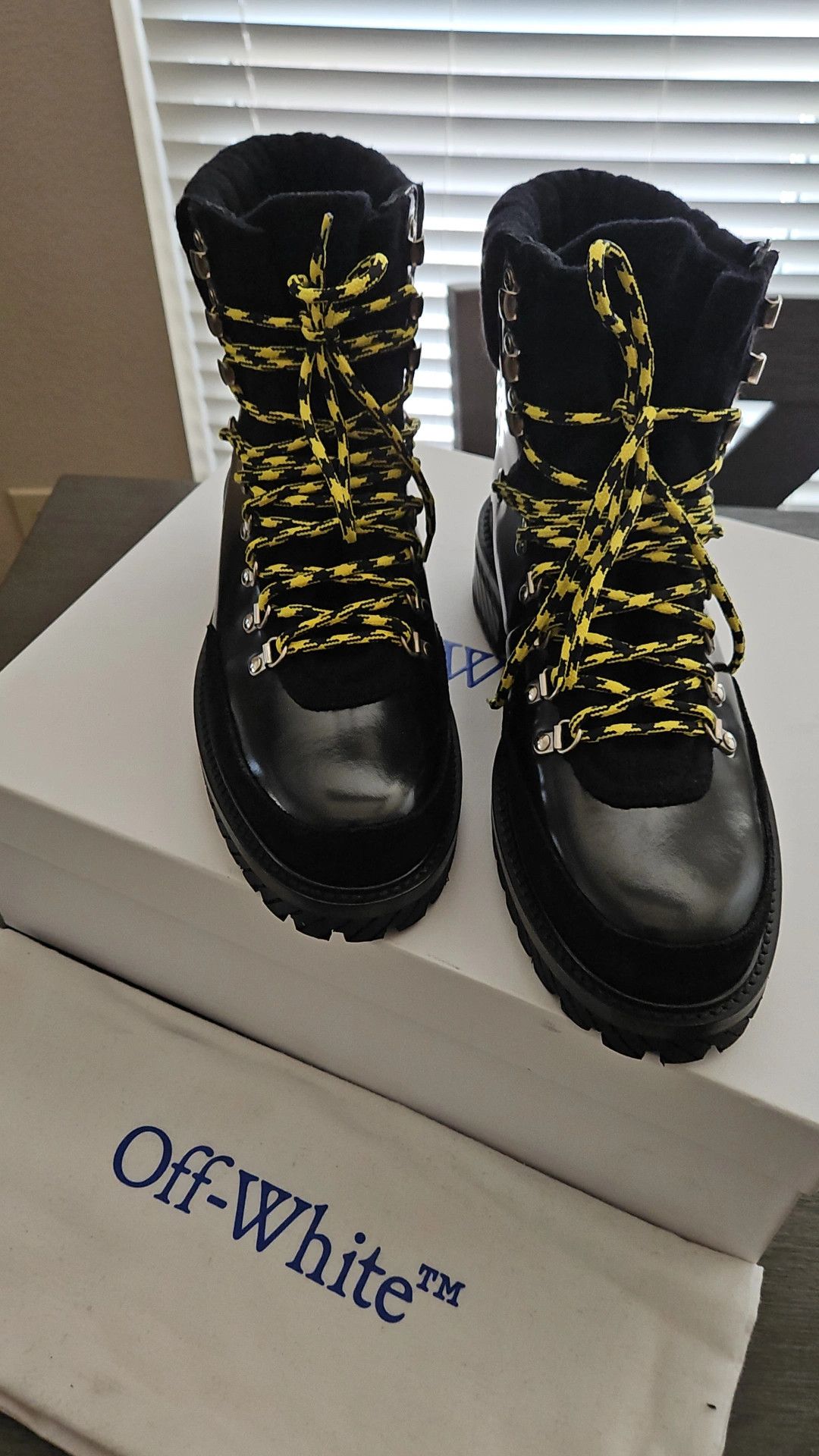 Off white hiking boots sale