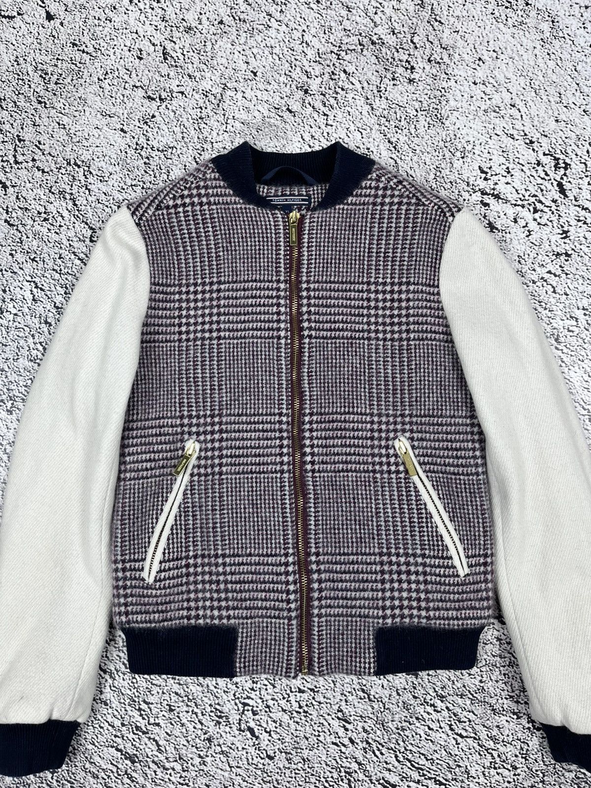 Tommy Hilfiger Vintage Y2K Tommy Hilfiger insulated bomber size xs Size XS / US 0-2 / IT 36-38 - 4 Thumbnail
