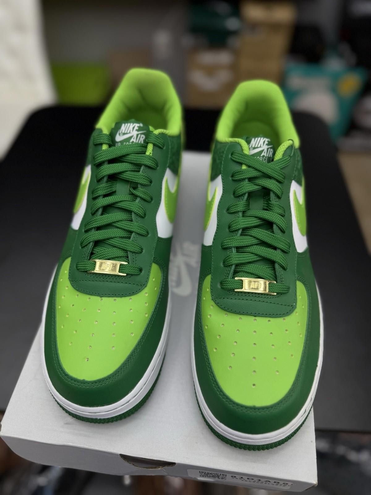 Nike Size 10.5 - Nike Air Force 1 Low St. Patrick's Day Brand New Size US 10.5 / EU 43-44 - 5 Thumbnail