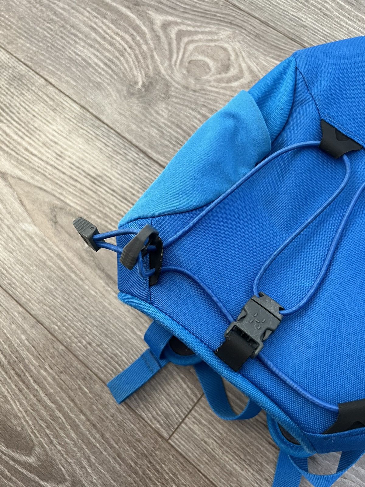 Haglofs ‼️Haglofs Corker X-Small Side Zip Pocket Backpack‼️ Size ONE SIZE - 7 Thumbnail